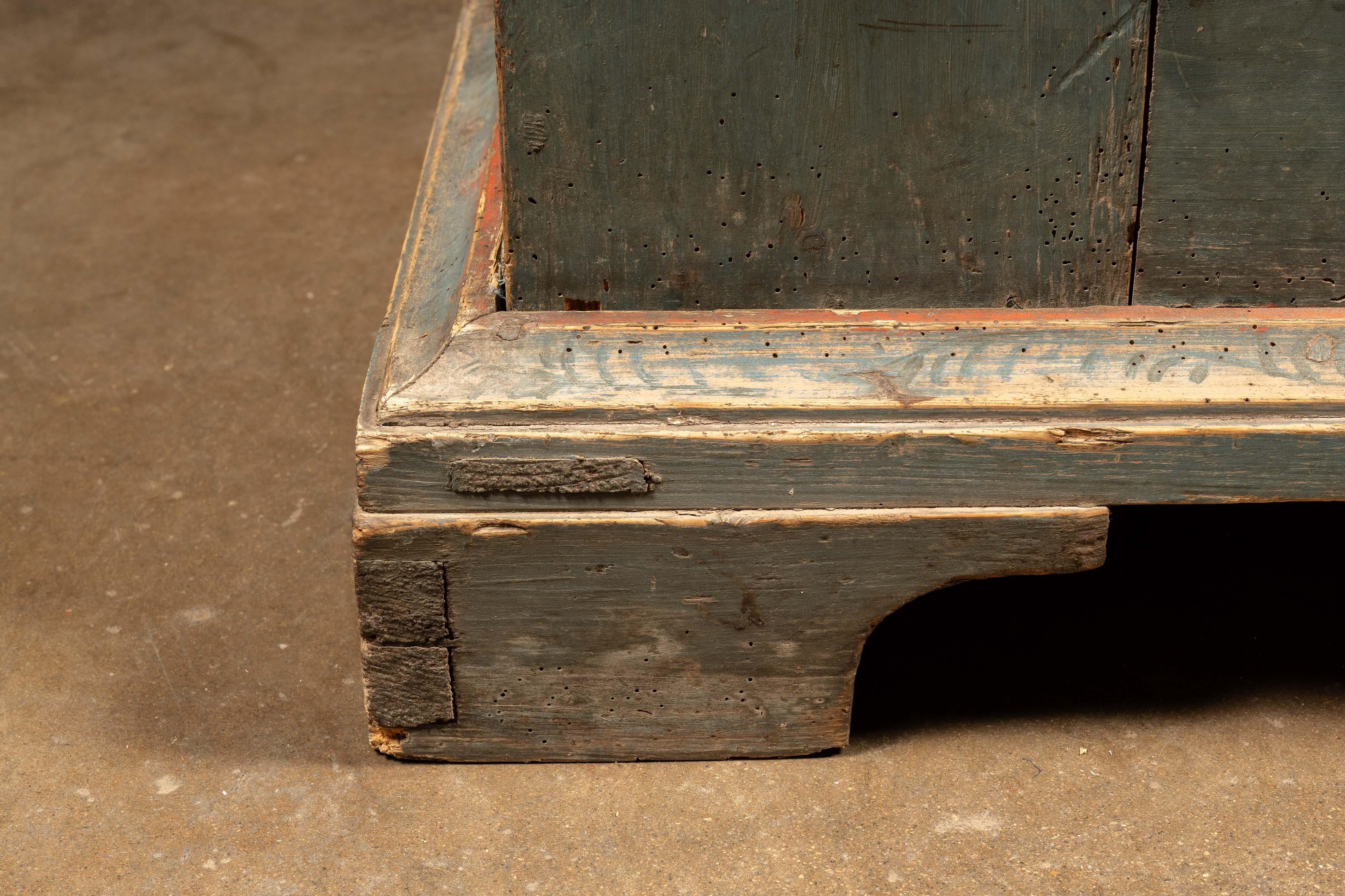 Rustic Swedish Cabinet in Blue For Sale 6