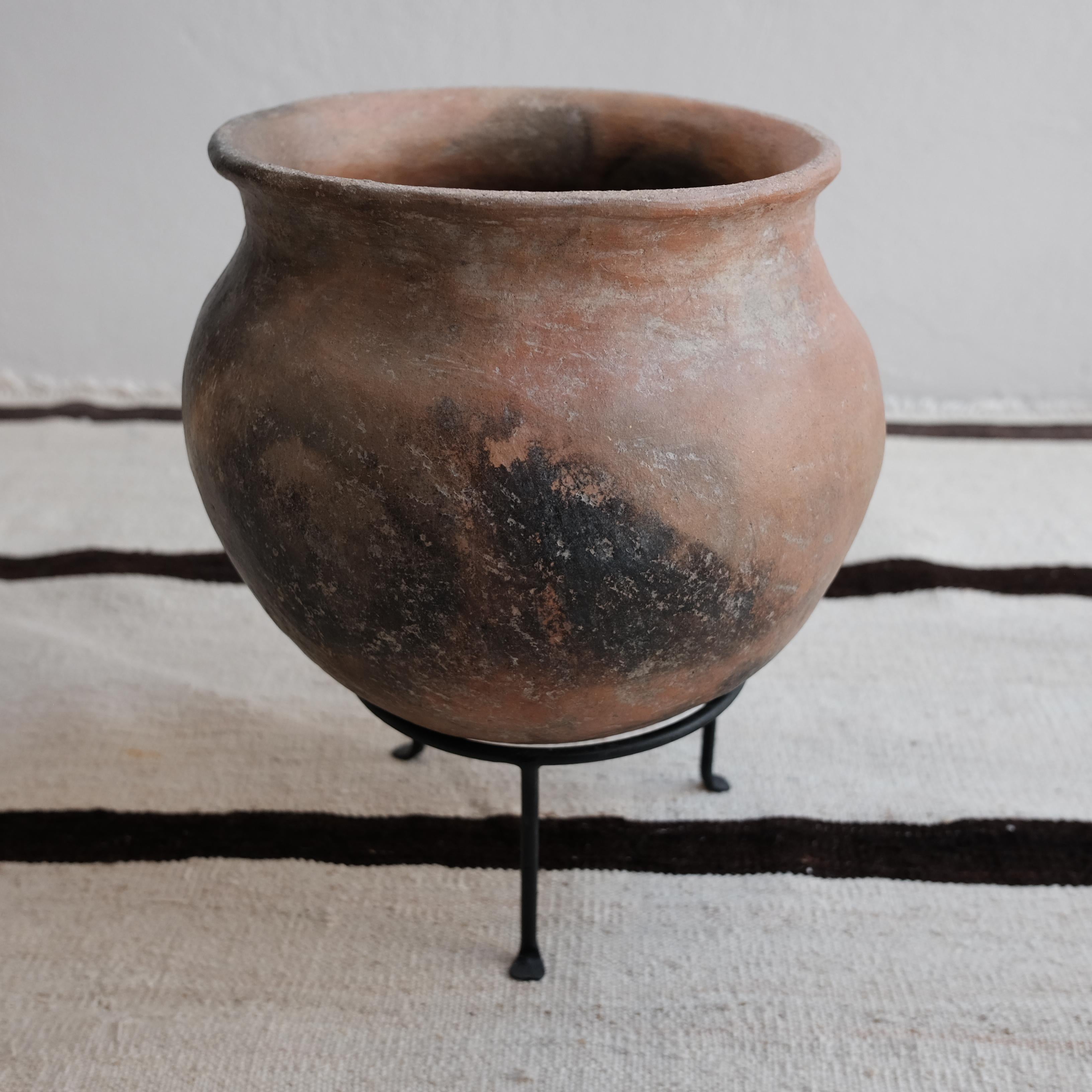 Mexican Primitive Terracotta Pot from Oaxaca, Mexico