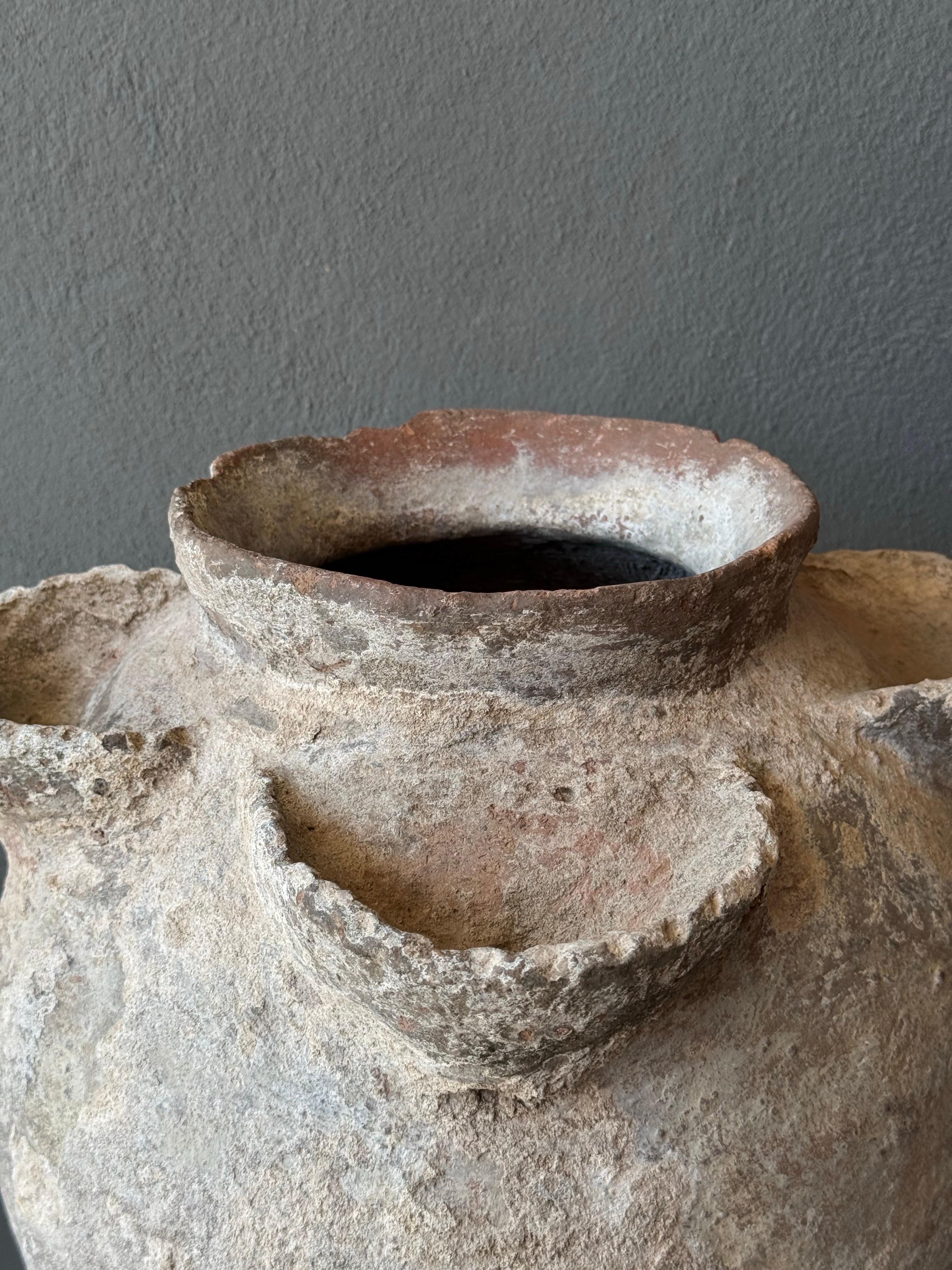 Jarre à eau primitive en terre cuite du Mexique central, début du 20e siècle