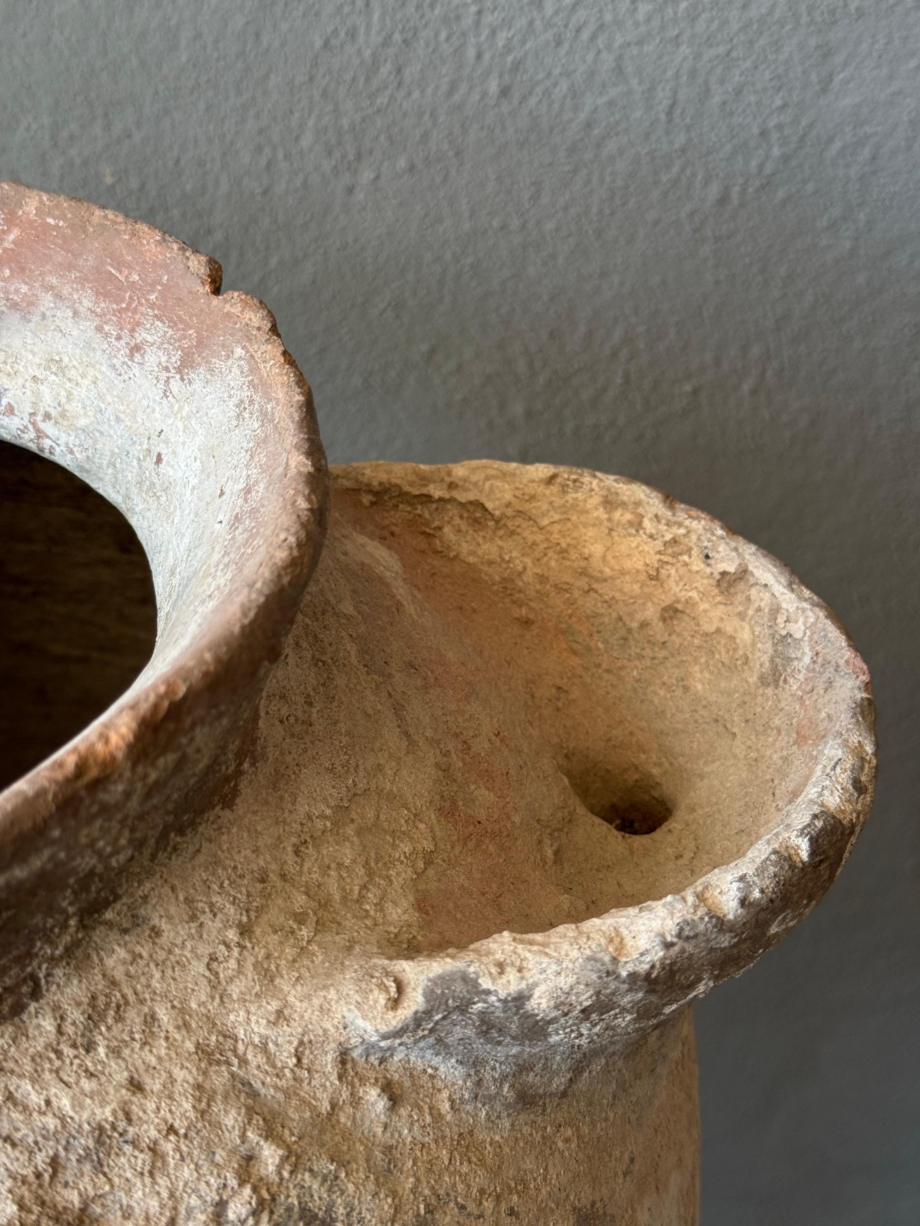 Primitif Pot à eau primitif en terre cuite du centre du Mexique, début du 20e siècle en vente