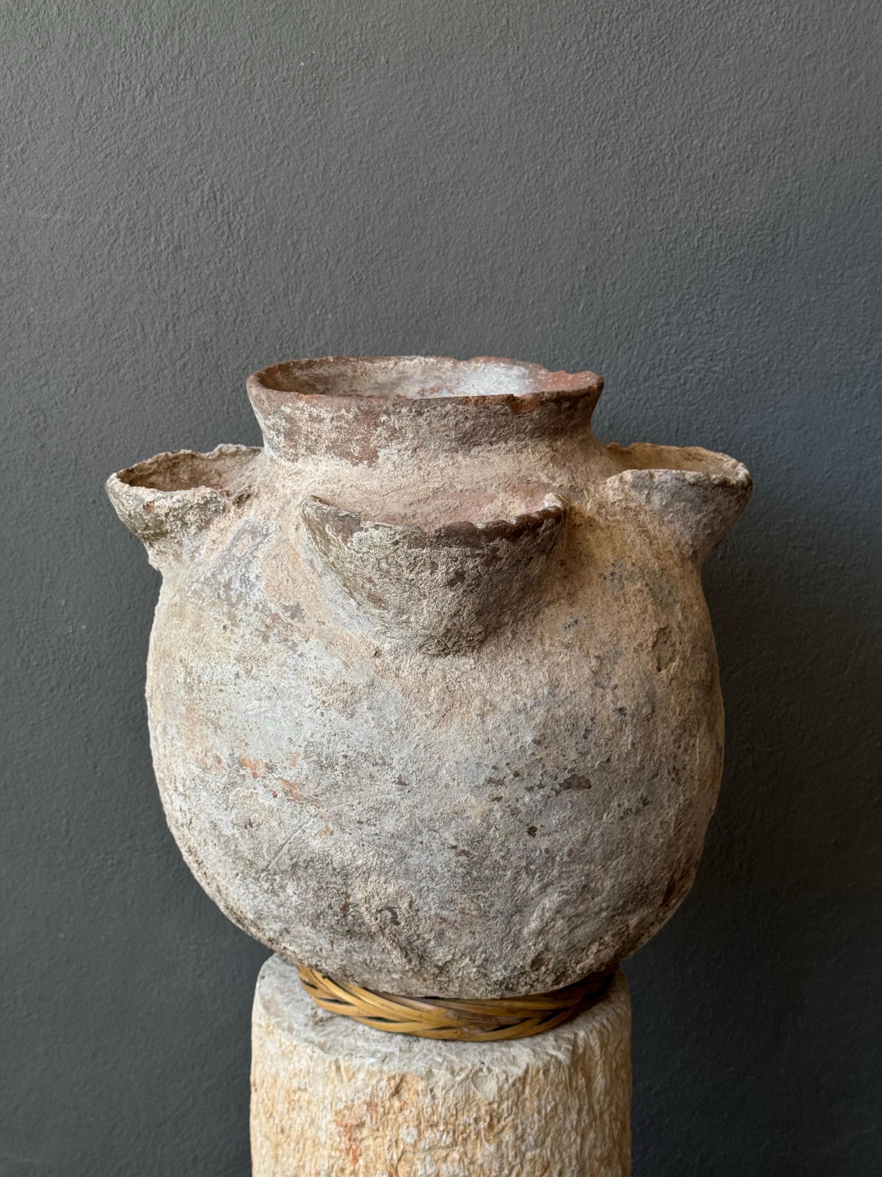 Pot à eau primitif en terre cuite du centre du Mexique, début du 20e siècle Abîmé - En vente à San Miguel de Allende, Guanajuato