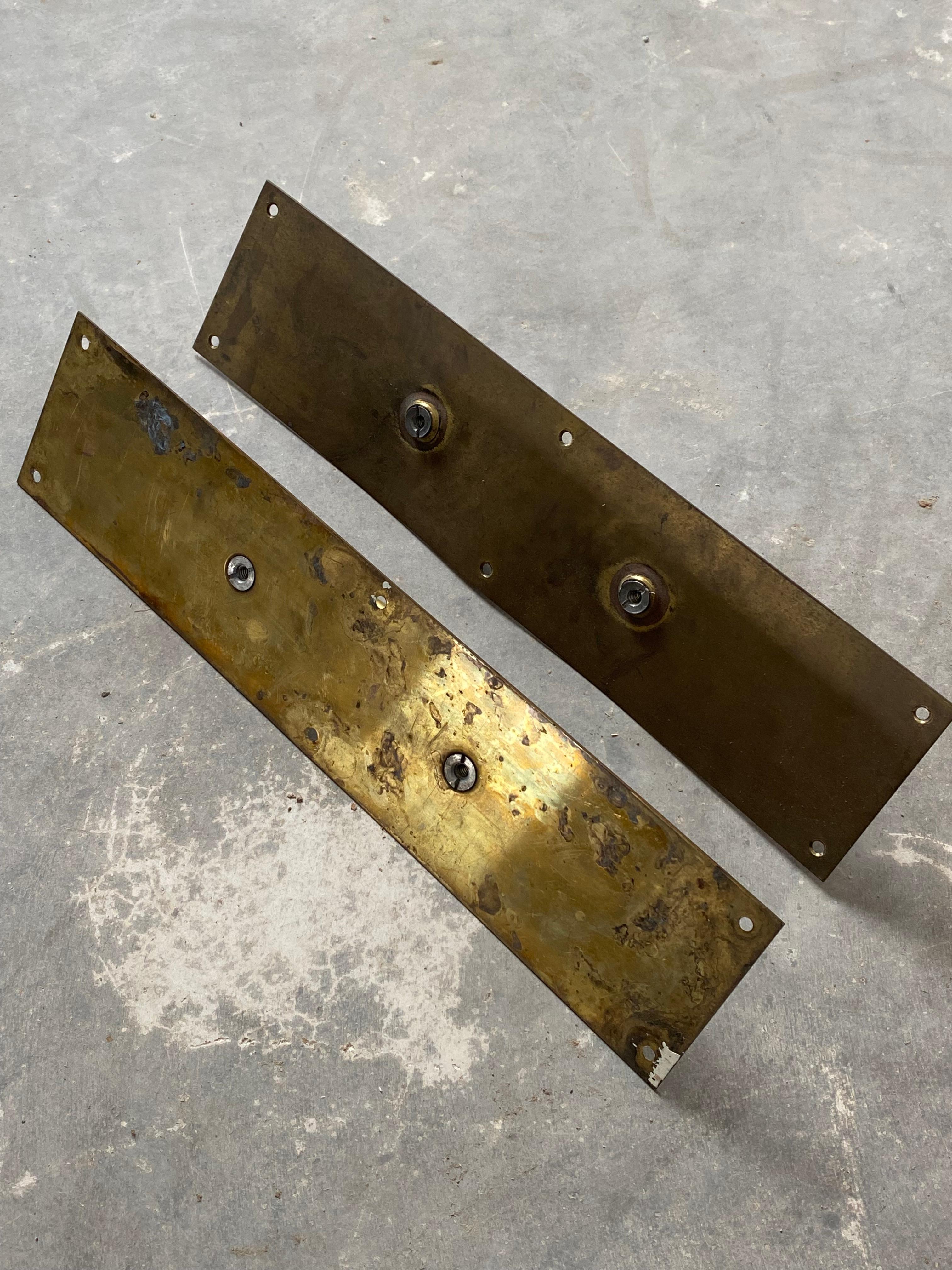 Primitive Unlacquered Brass Door Pulls, A Pair In Good Condition For Sale In Round Top, TX