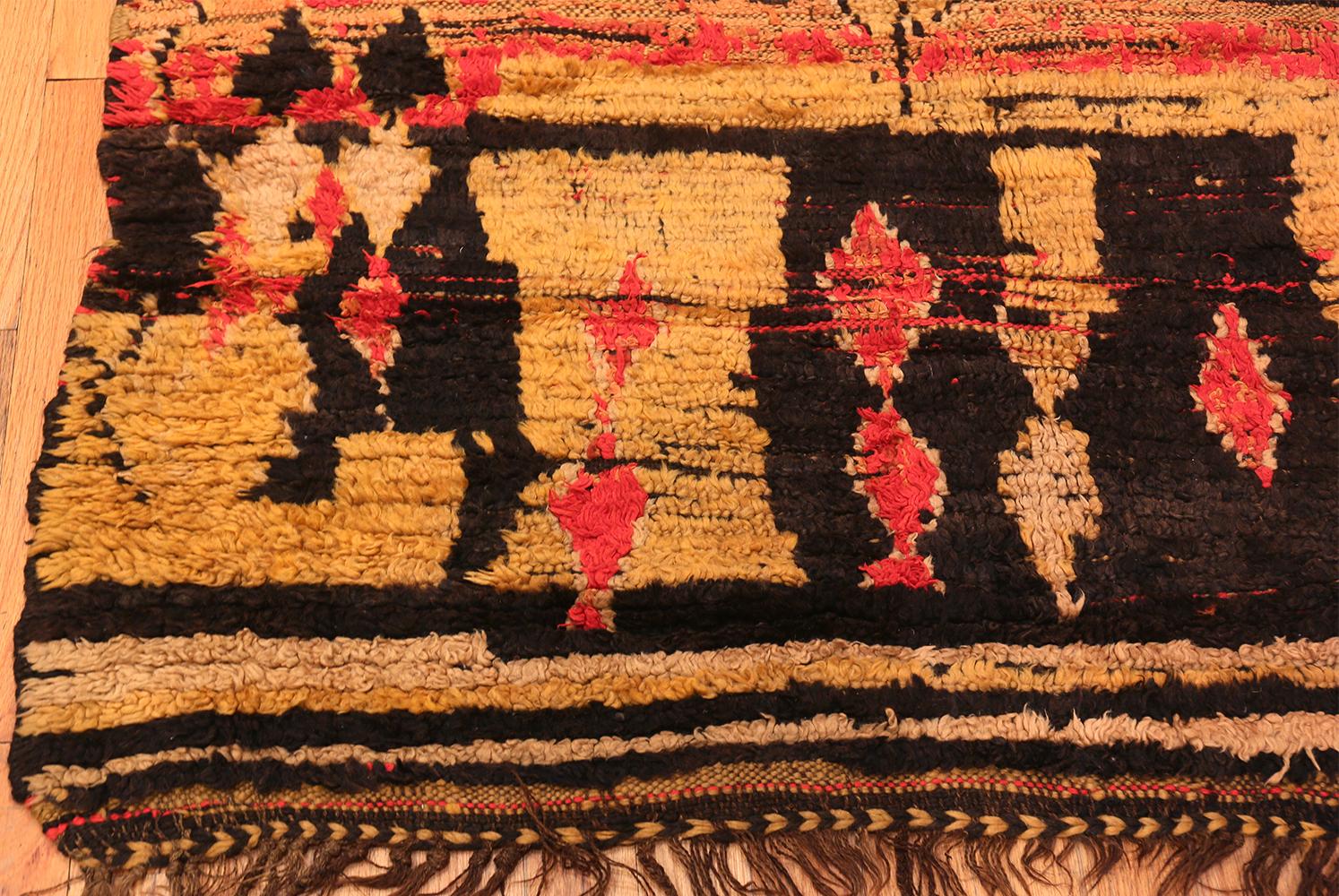 Tribal Primitive Vintage Moroccan Rug. Size: 5 ft 7 in x 10 ft 10 in