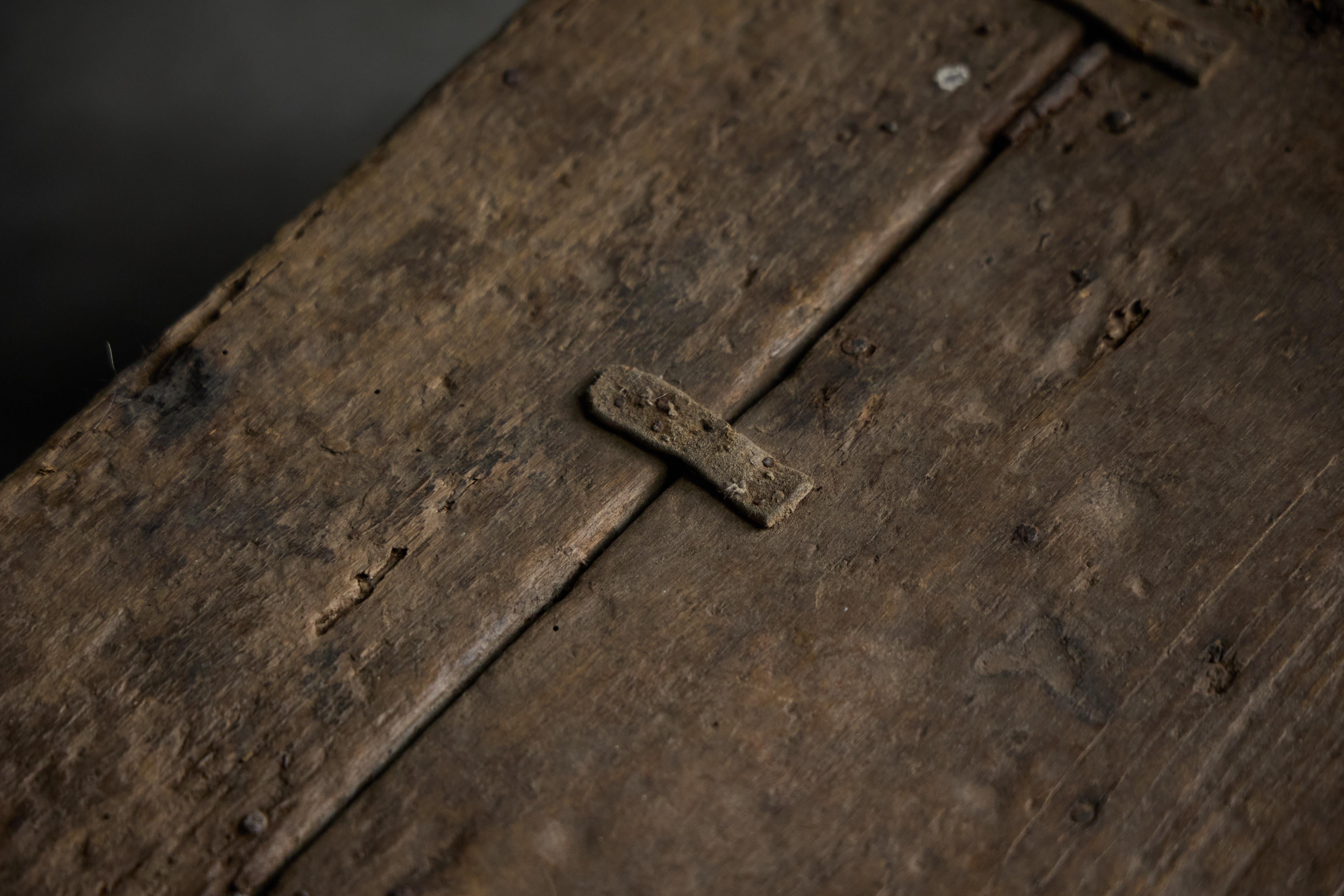 Banc rustique et rustique Wabi Sabi, France, 19ème siècle en vente 2