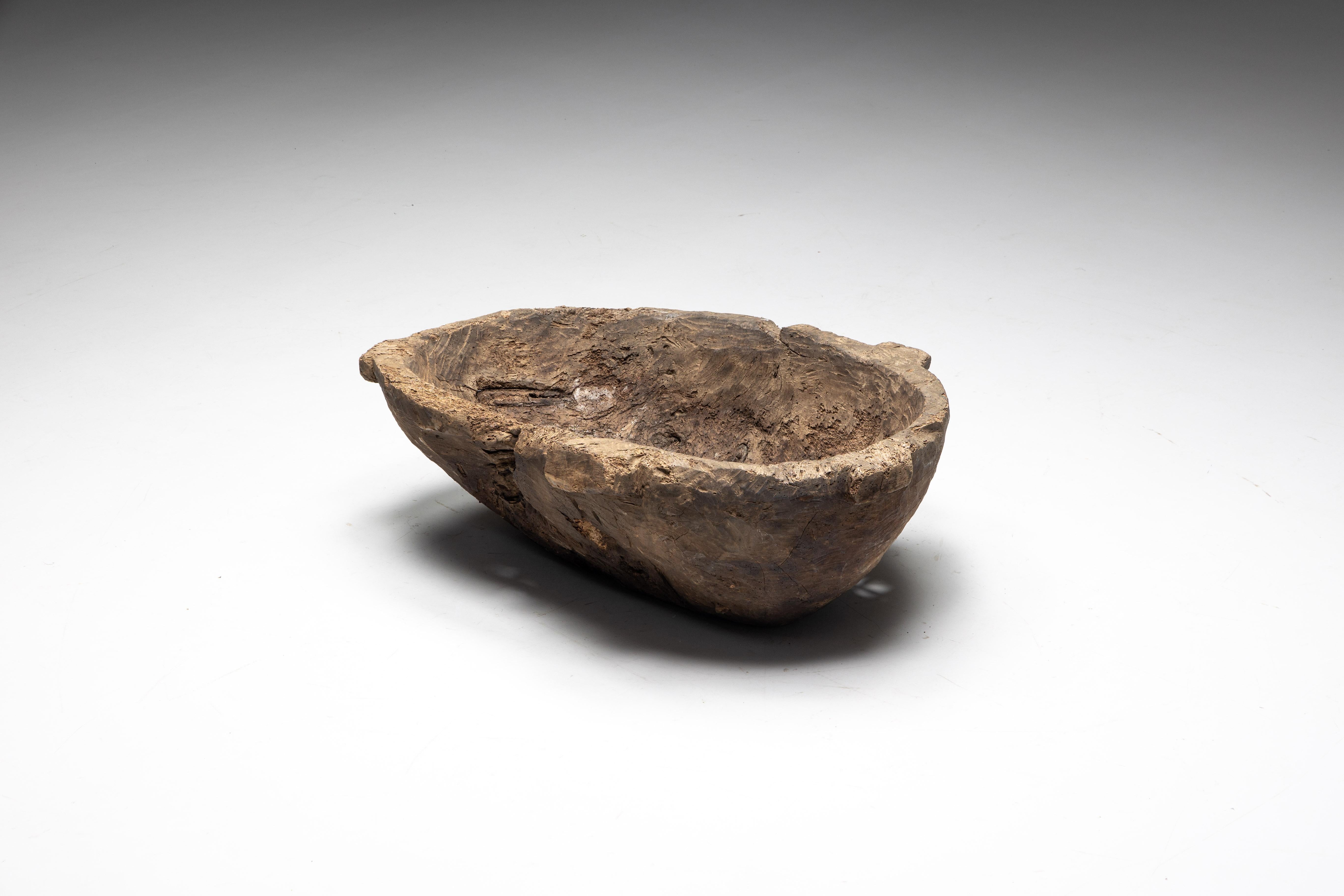 Francese Ciotola primitiva Wabi Sabi, Francia, XIX secolo in vendita