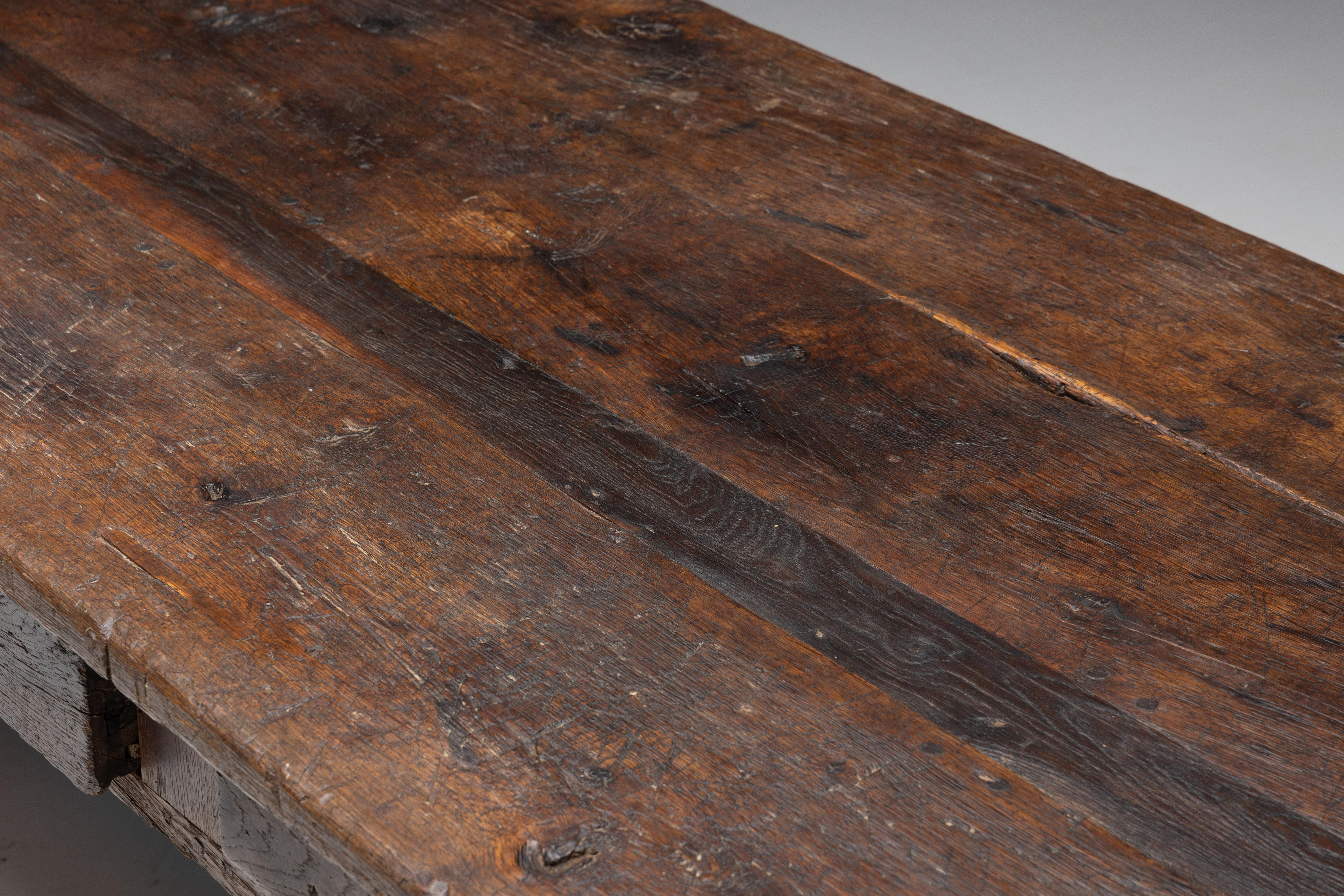 Bois Table de salle à manger rustique Wabi Sabi, France, 19ème siècle en vente