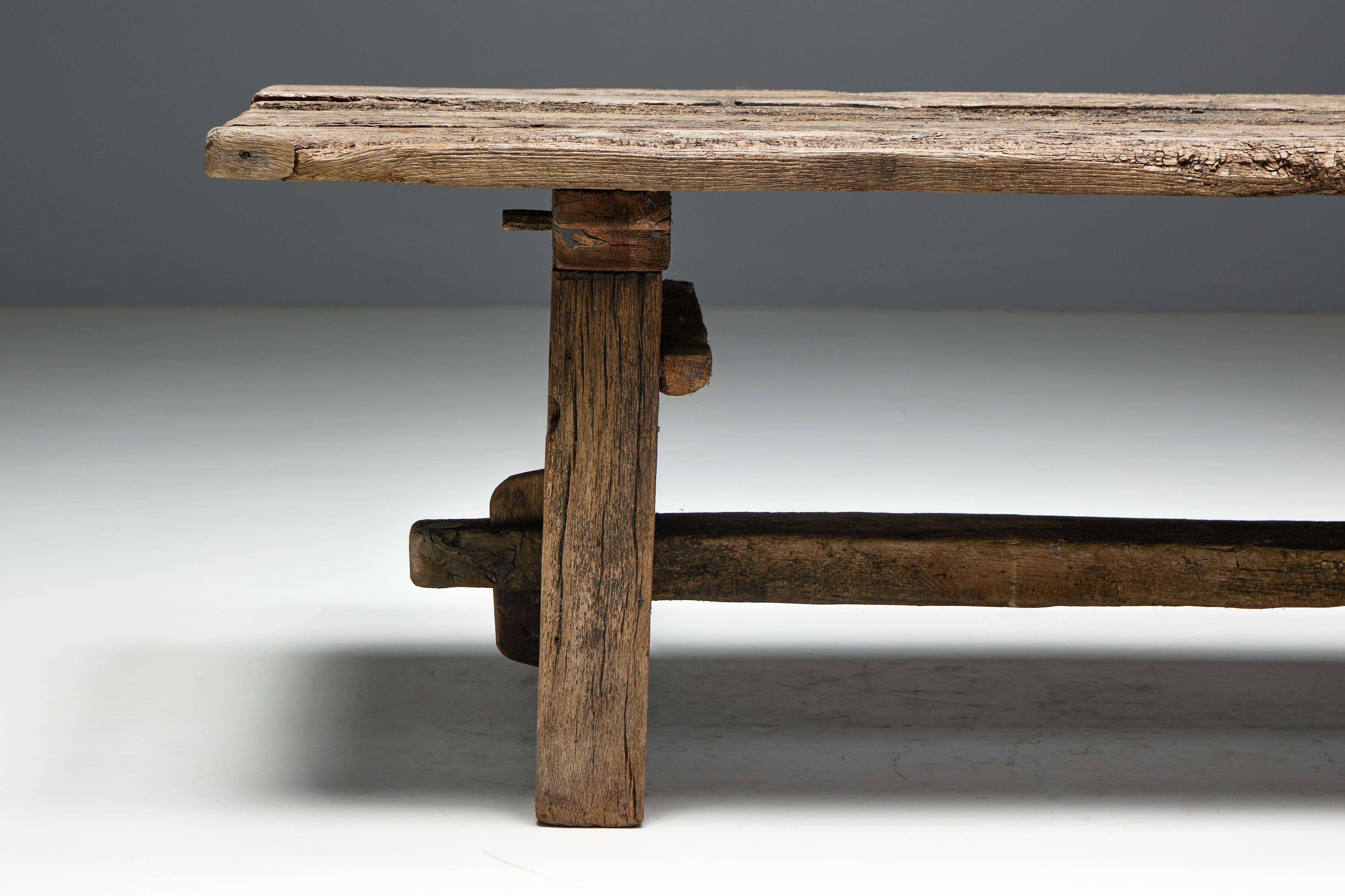 Table d'appoint primitive Wabi Sabi, France, 19ème siècle en vente 1