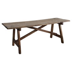 Table primitive Wabi Sabi du début du 19e siècle en châtaignier de Navarra