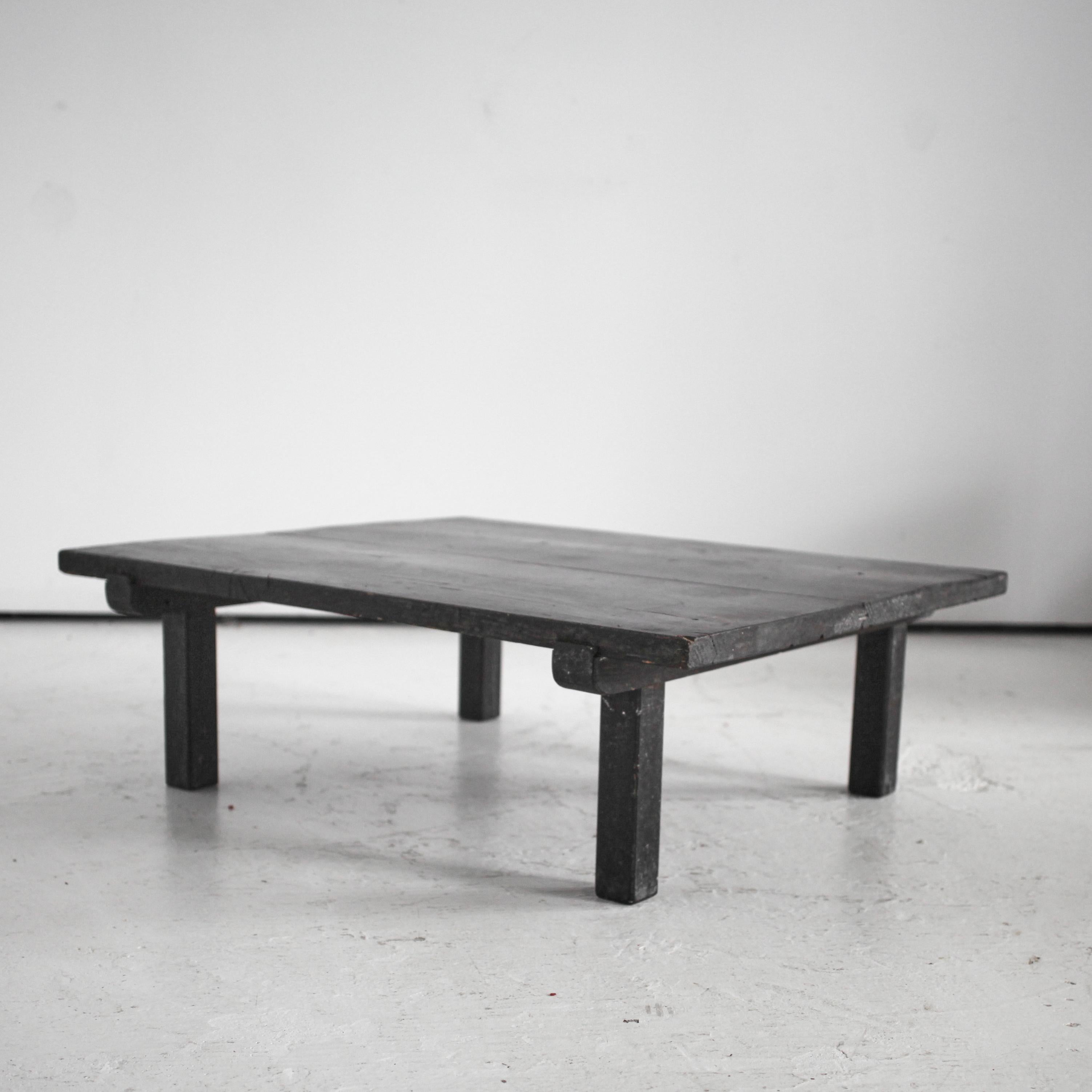 Mesa de té/café japonesa rústica Wabi Sabi de la época Meiji en Bueno estado para la venta en London, GB