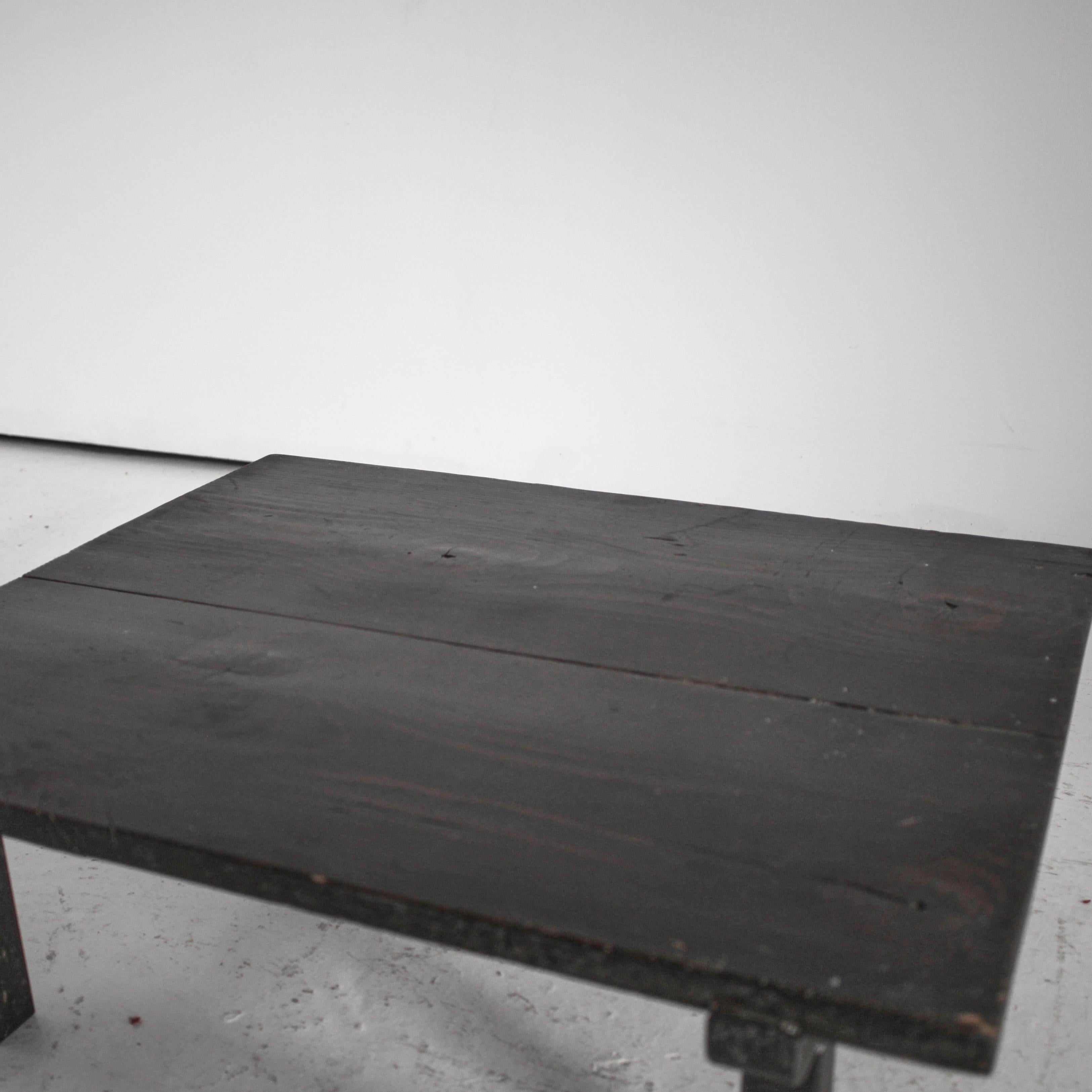 Mesa de té/café japonesa rústica Wabi Sabi de la época Meiji Cedro en venta