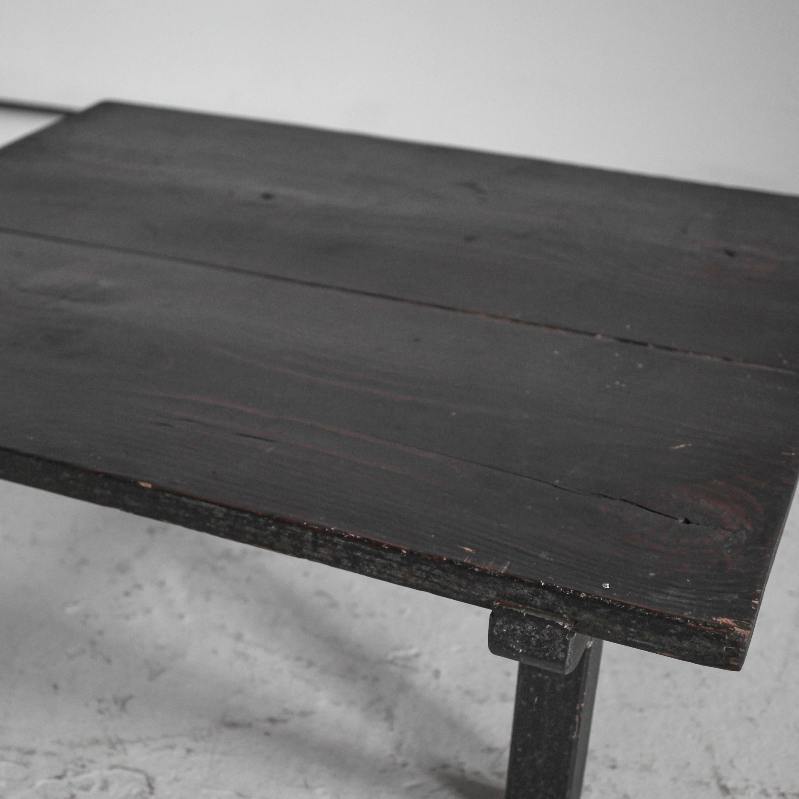 Mesa de té/café japonesa rústica Wabi Sabi de la época Meiji en venta 1
