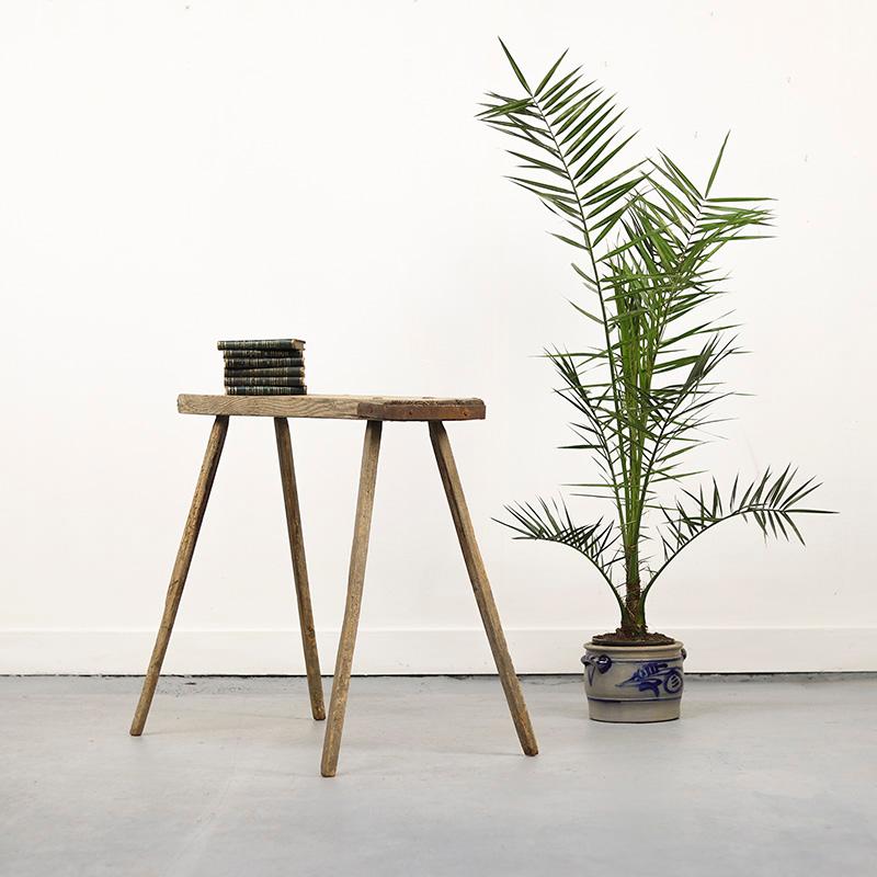 Primitive Wabi Sabi Pine Farmhouse Workbench / Side Table en vente 4