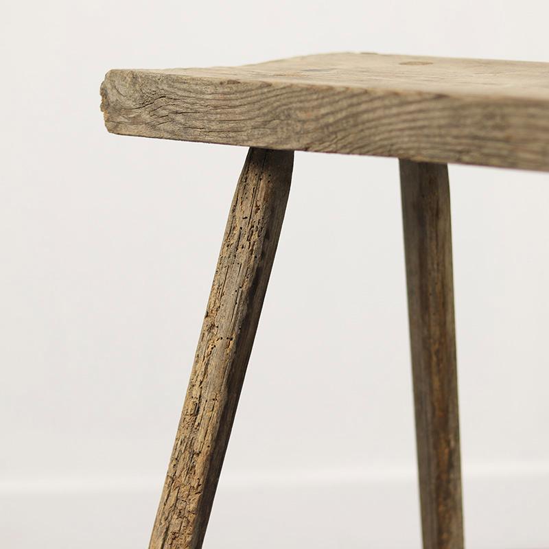 Européen Primitive Wabi Sabi Pine Farmhouse Workbench / Side Table en vente
