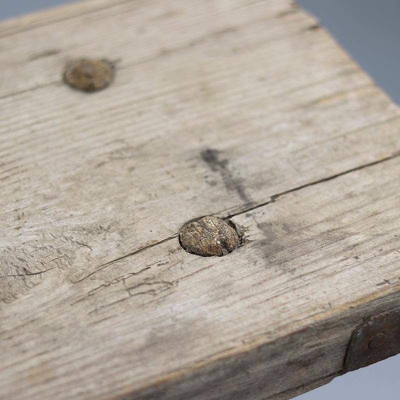 Primitive Wabi Sabi Pine Farmhouse Workbench / Side Table en vente 1