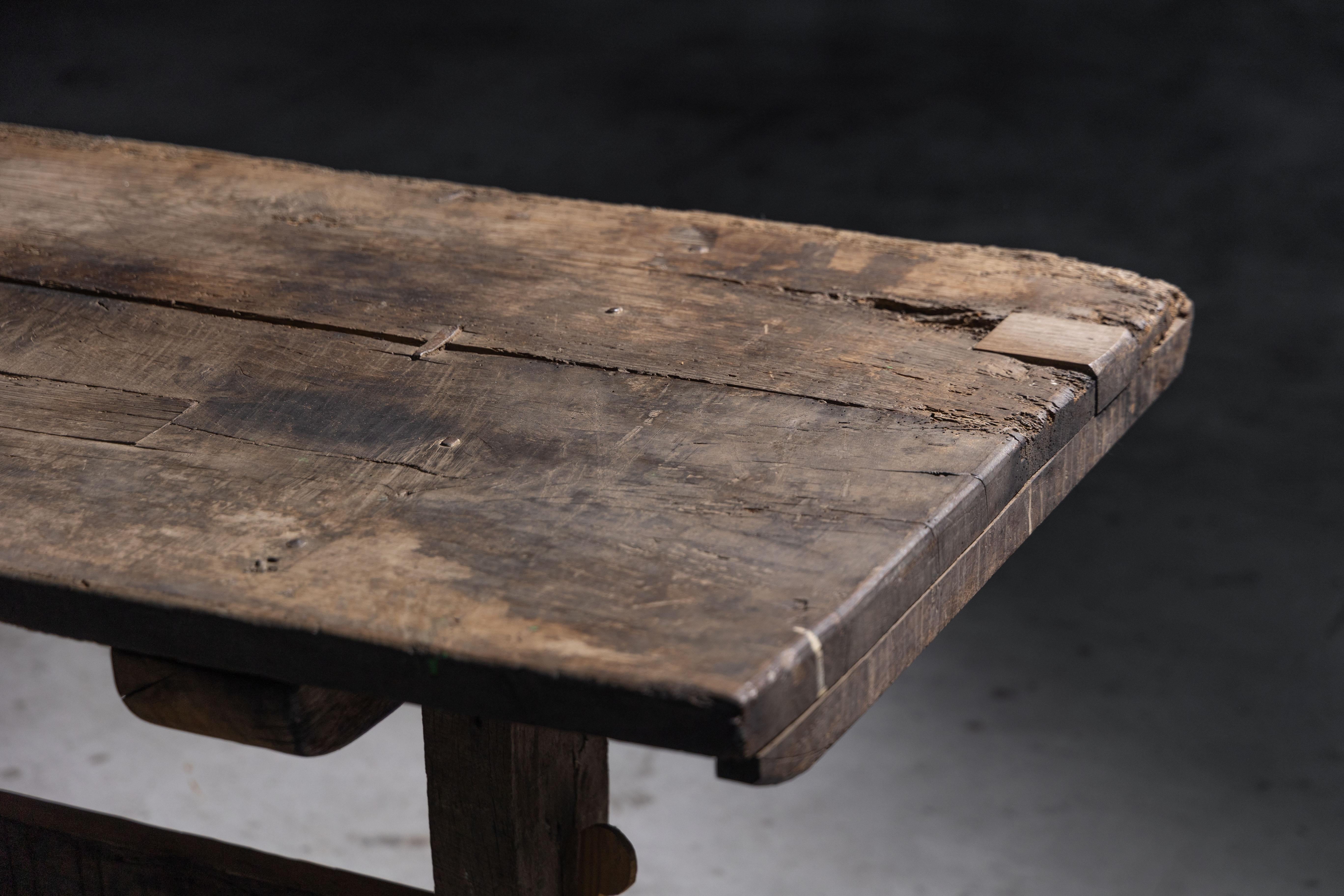 Table primitive Wabi Sabi, France, XIXe siècle en vente 1