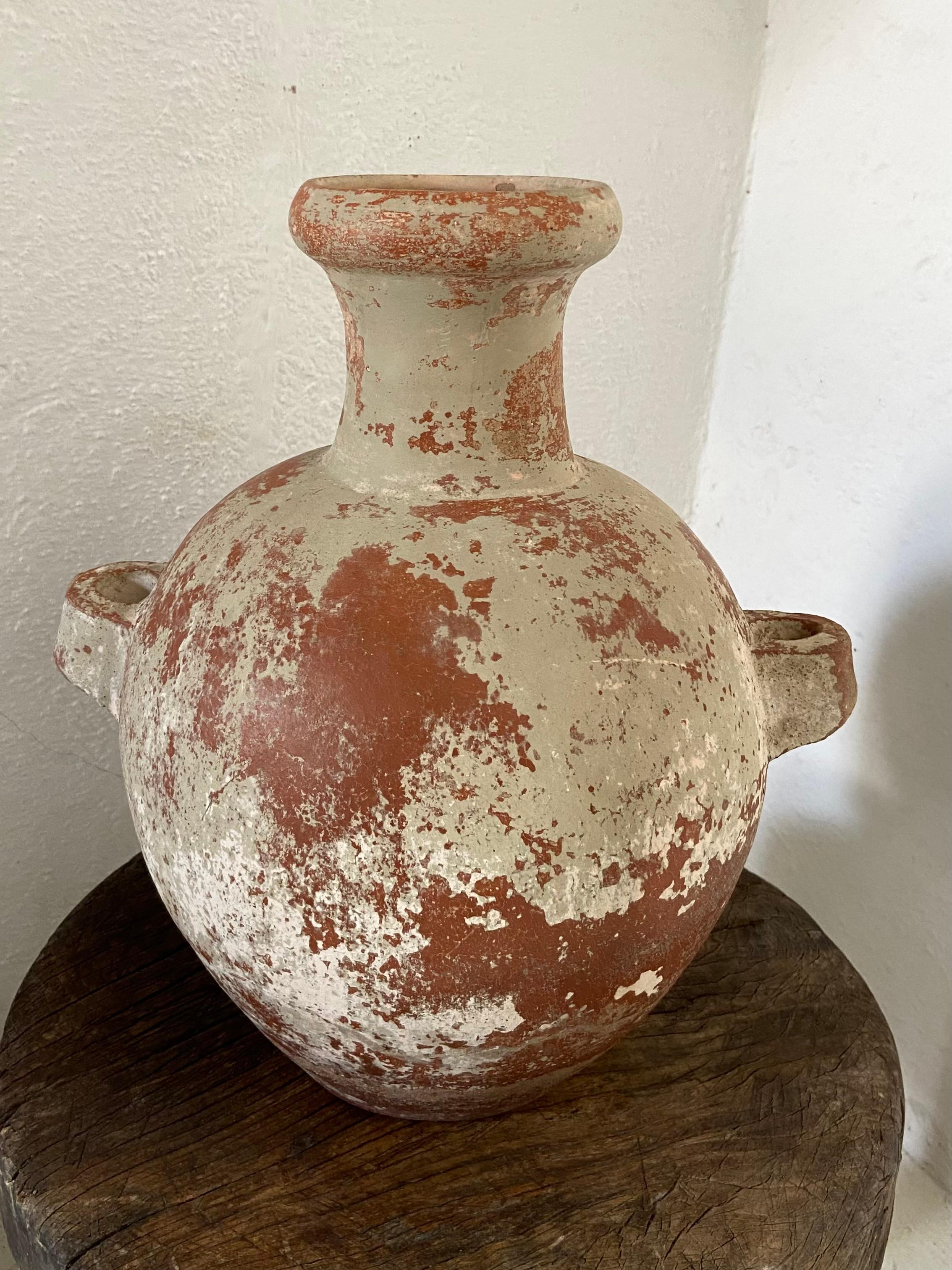 Primitive Water Vessel by Artefakto In New Condition For Sale In Geneve, CH