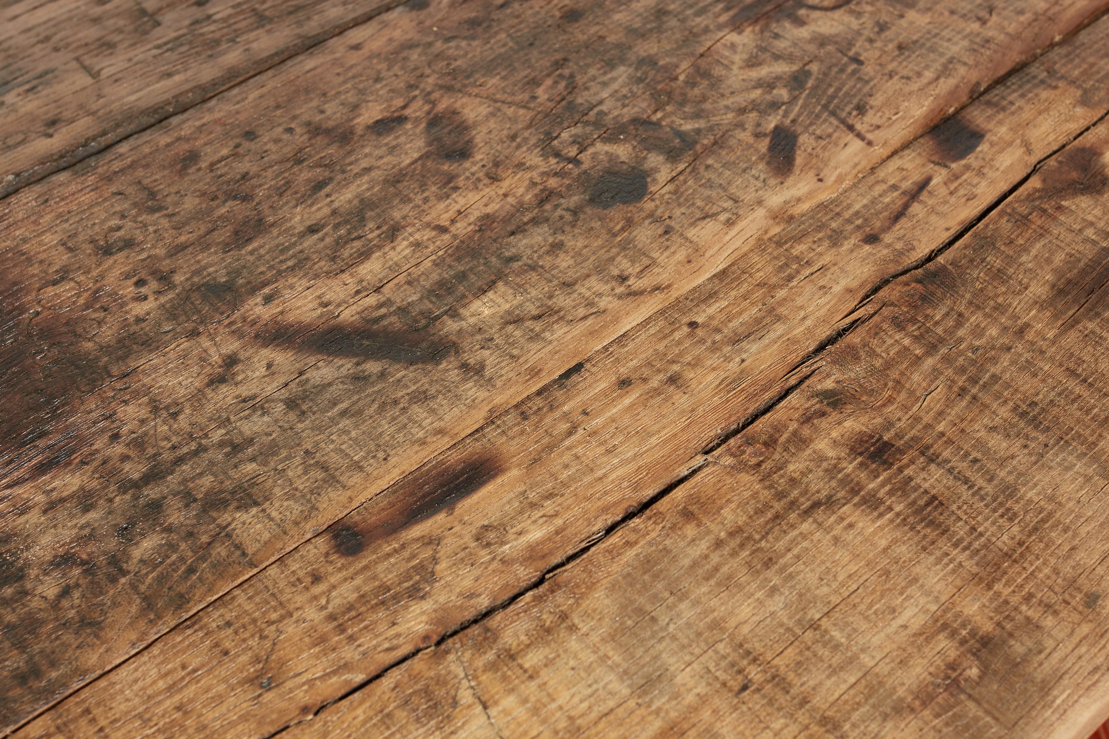 Banc en bois primitif en vente 4