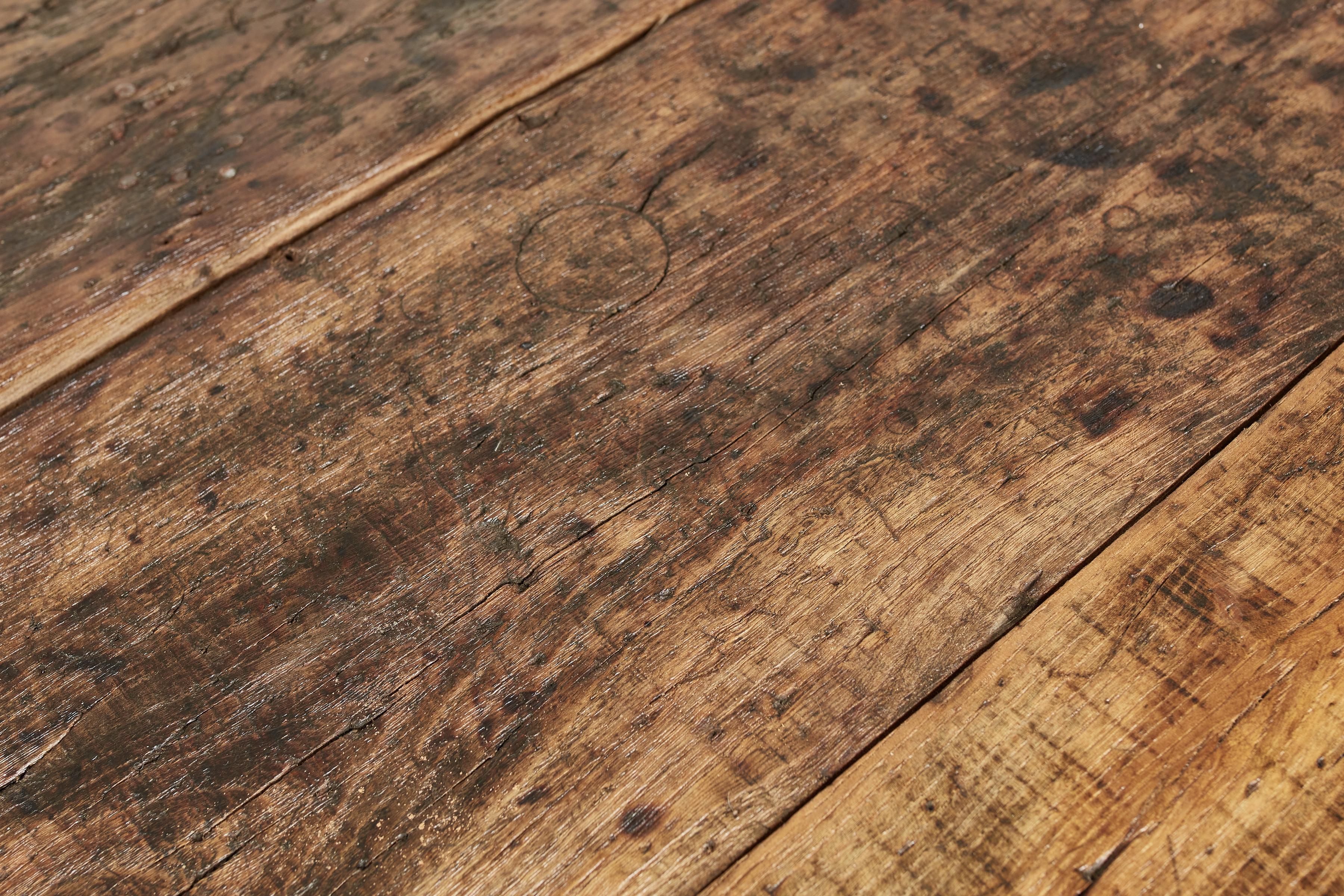 Banc en bois primitif en vente 5