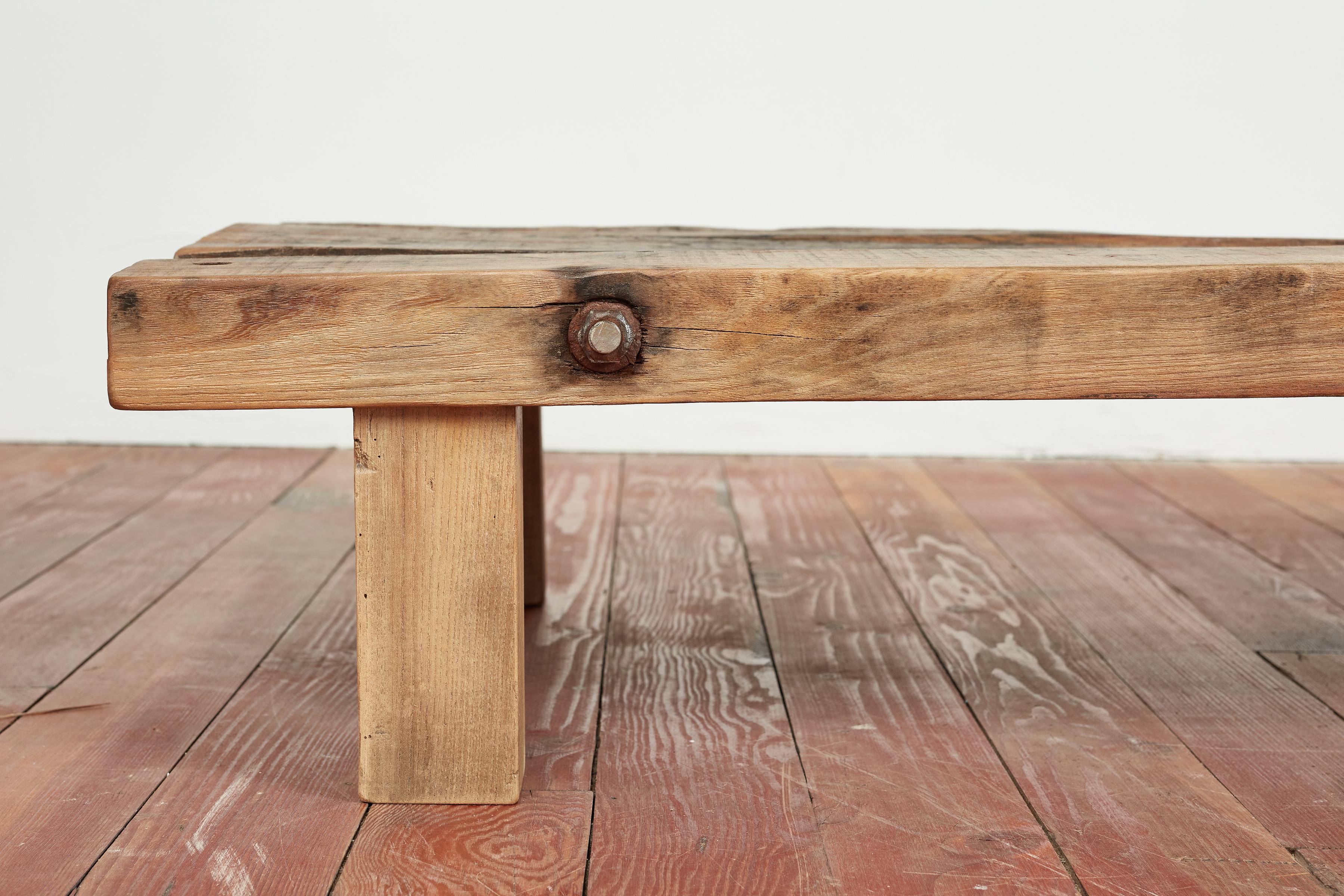 Banc en bois primitif en vente 12