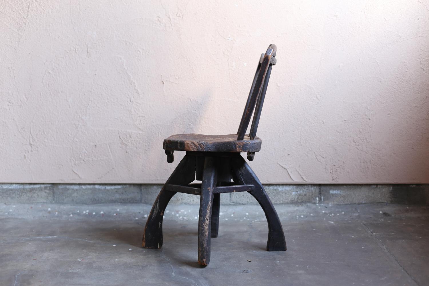 Primitive Wood Chair from Japan 1860s-1900s / Wabi Sabi Wooden Chair Mingei In Good Condition For Sale In Sammu-shi, Chiba