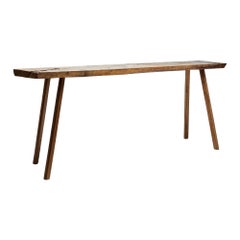 Console primitiva in Wood dagli USA