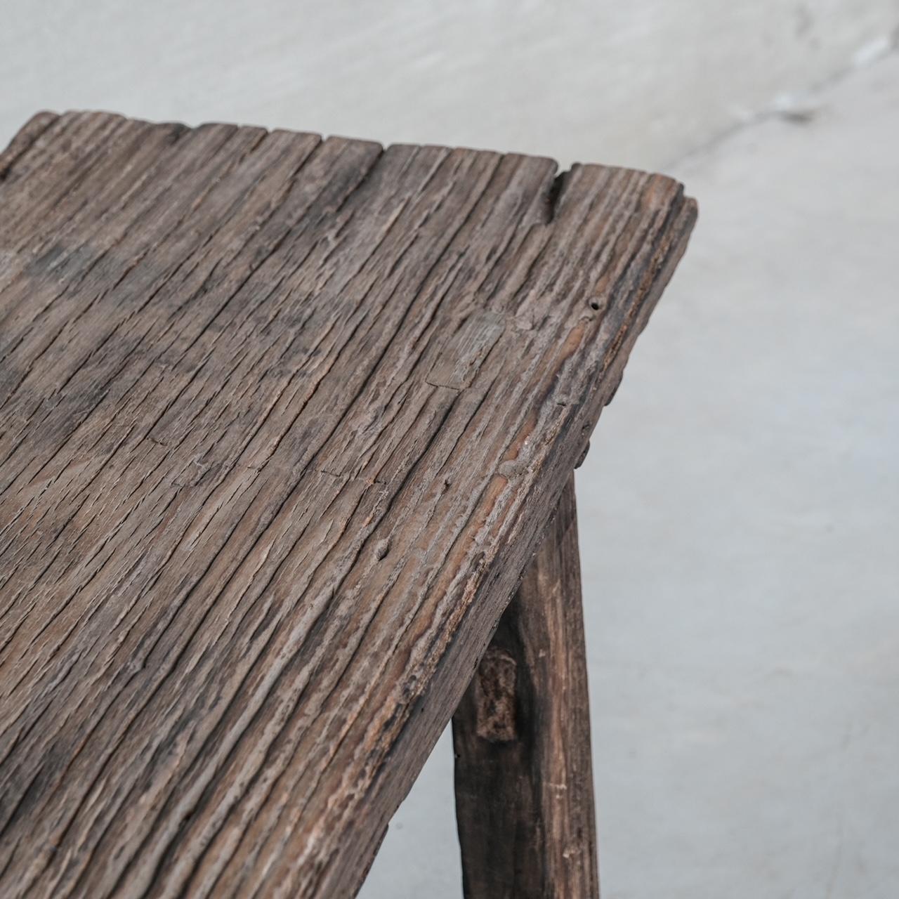 Banc belge primitif en bois en vente 2
