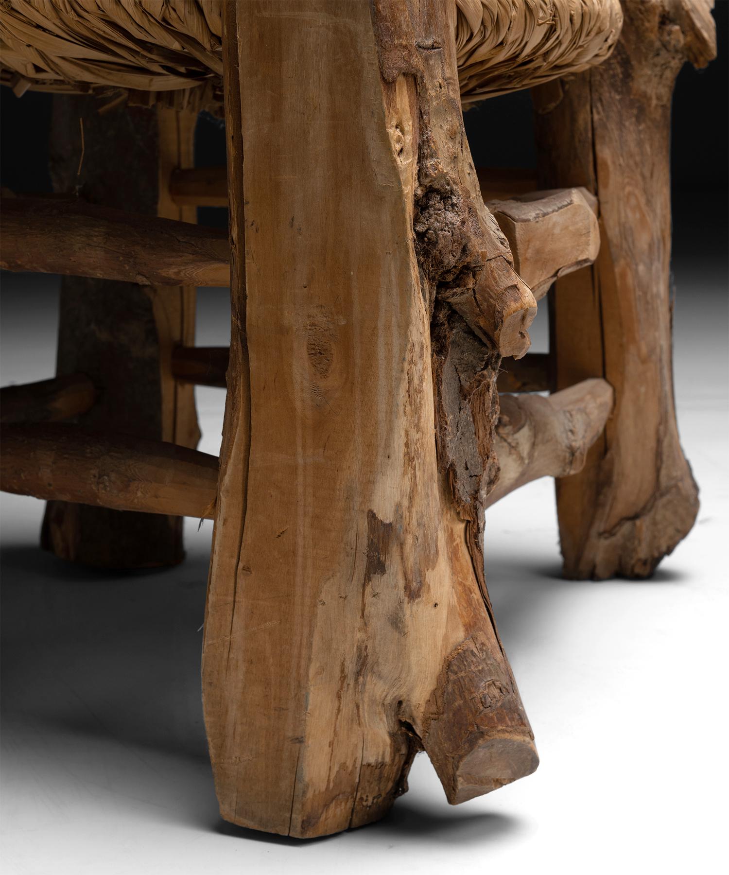 Chaises primitives en bois, France, vers 1960 en vente 3