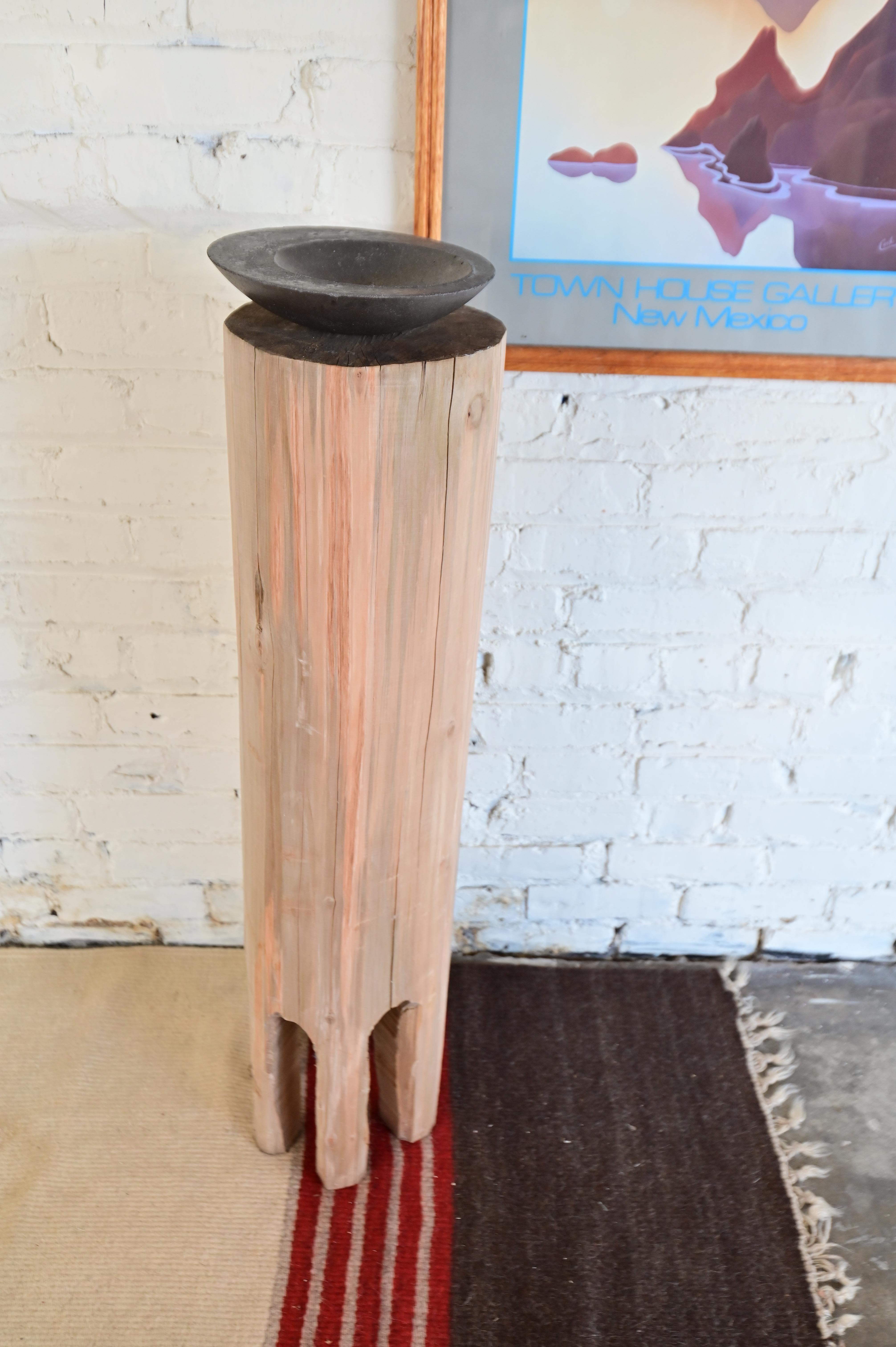 Primitive Wooden Pedestal In New Condition For Sale In Richmond, VA