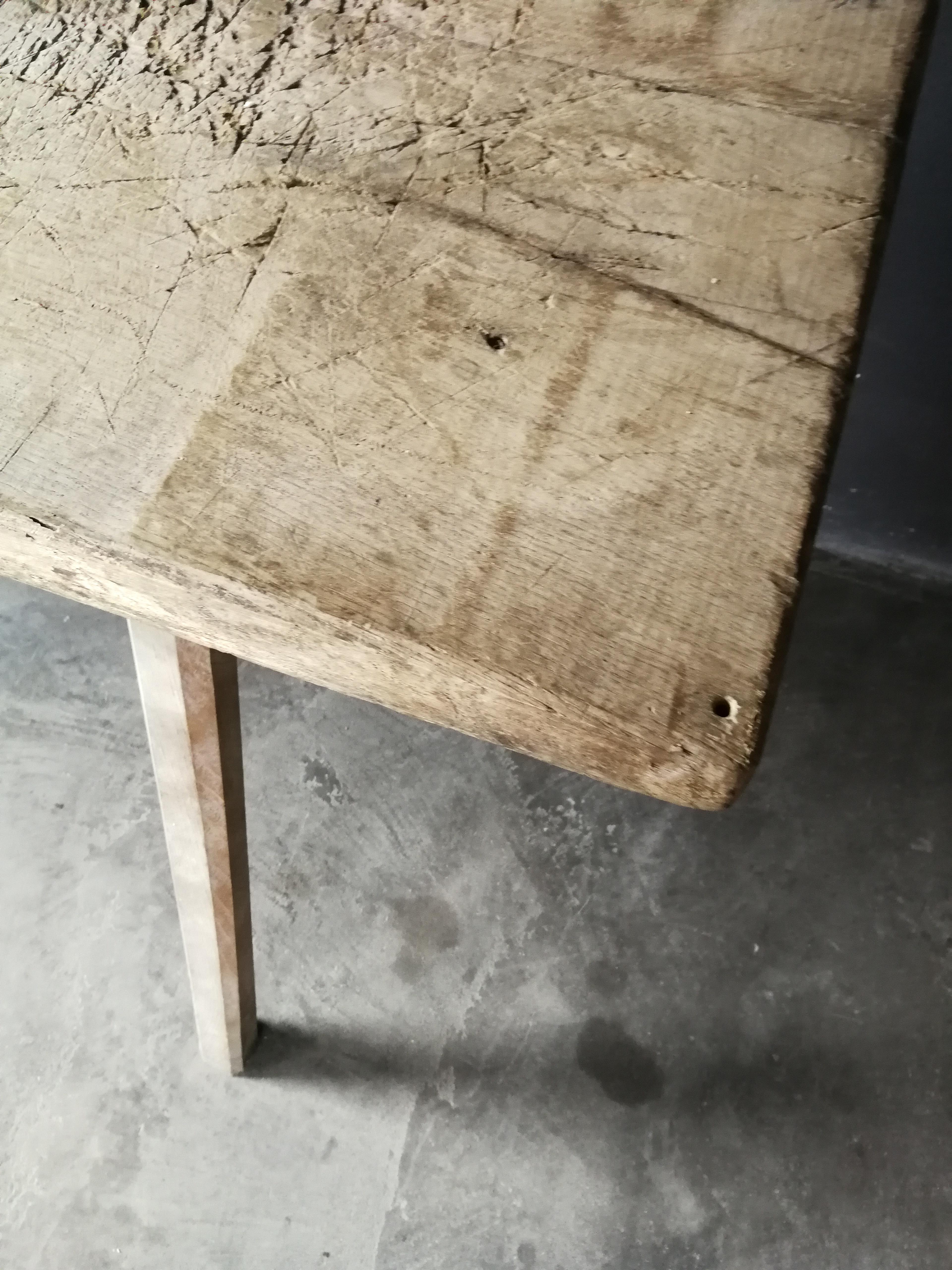 Primitive Wooden Worktable or Console (Holz) im Angebot