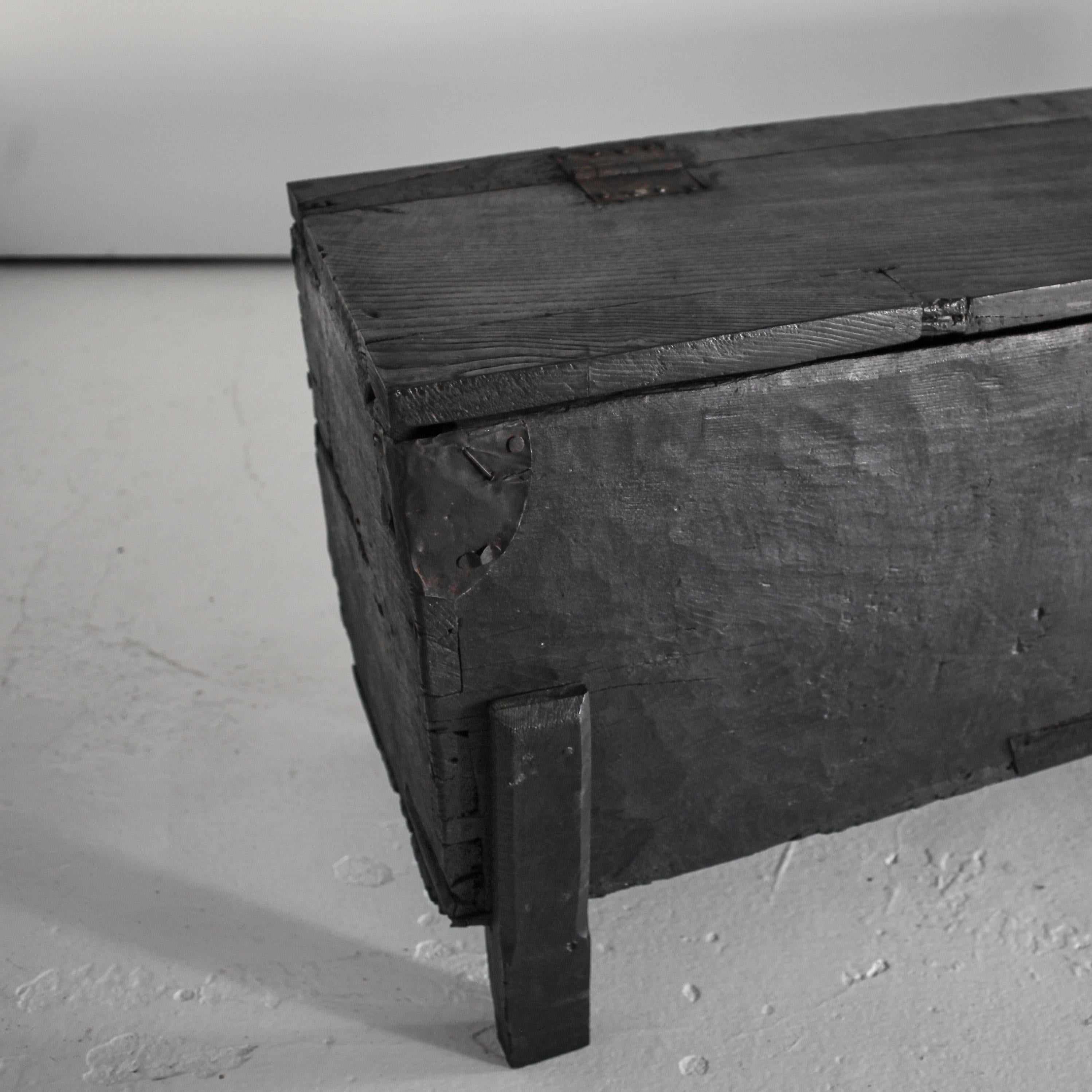 Primitive XXL Early 19Th C. Charred Chestnut Coffer/Console For Sale 5