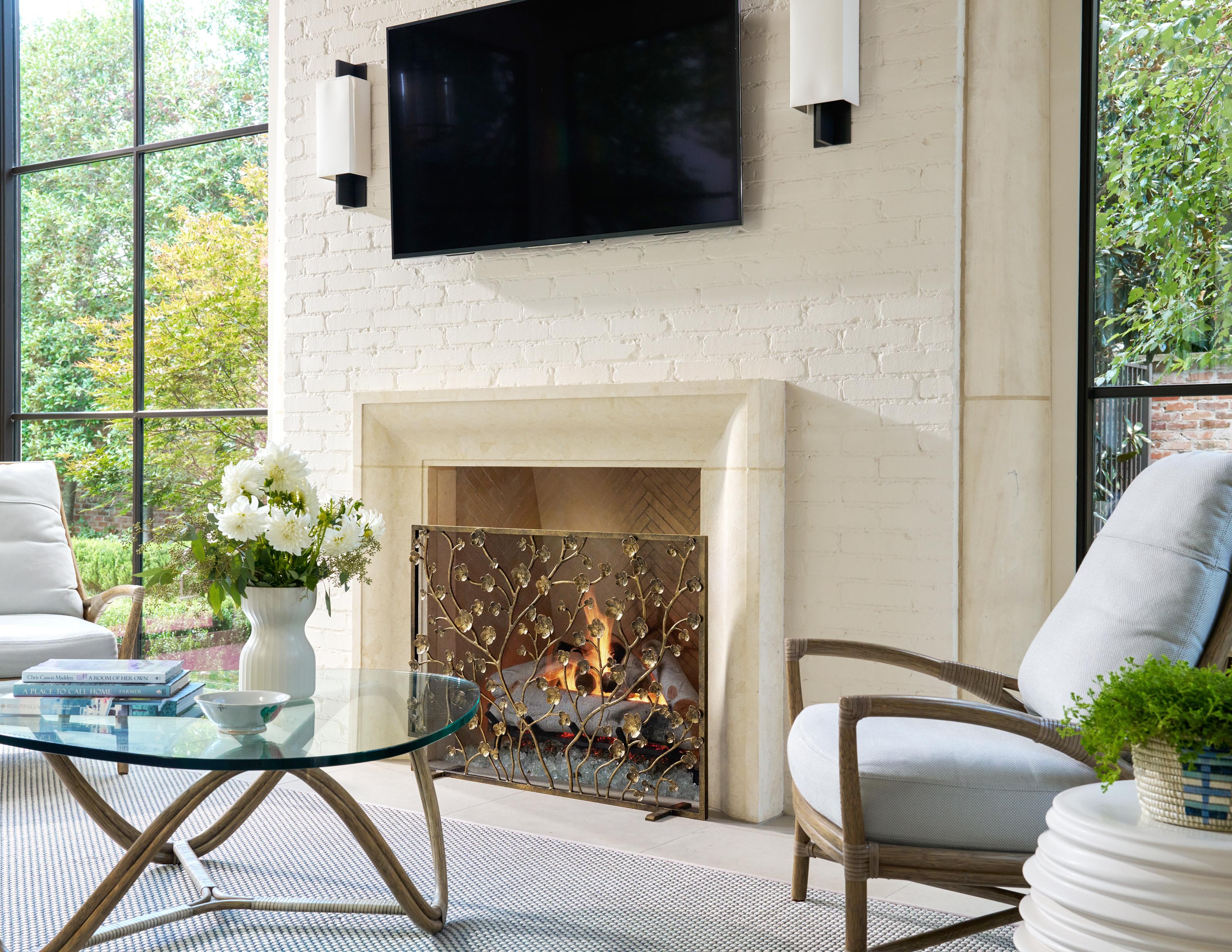 Primrose Garden Fireplace Screen in Aged Gold For Sale 1