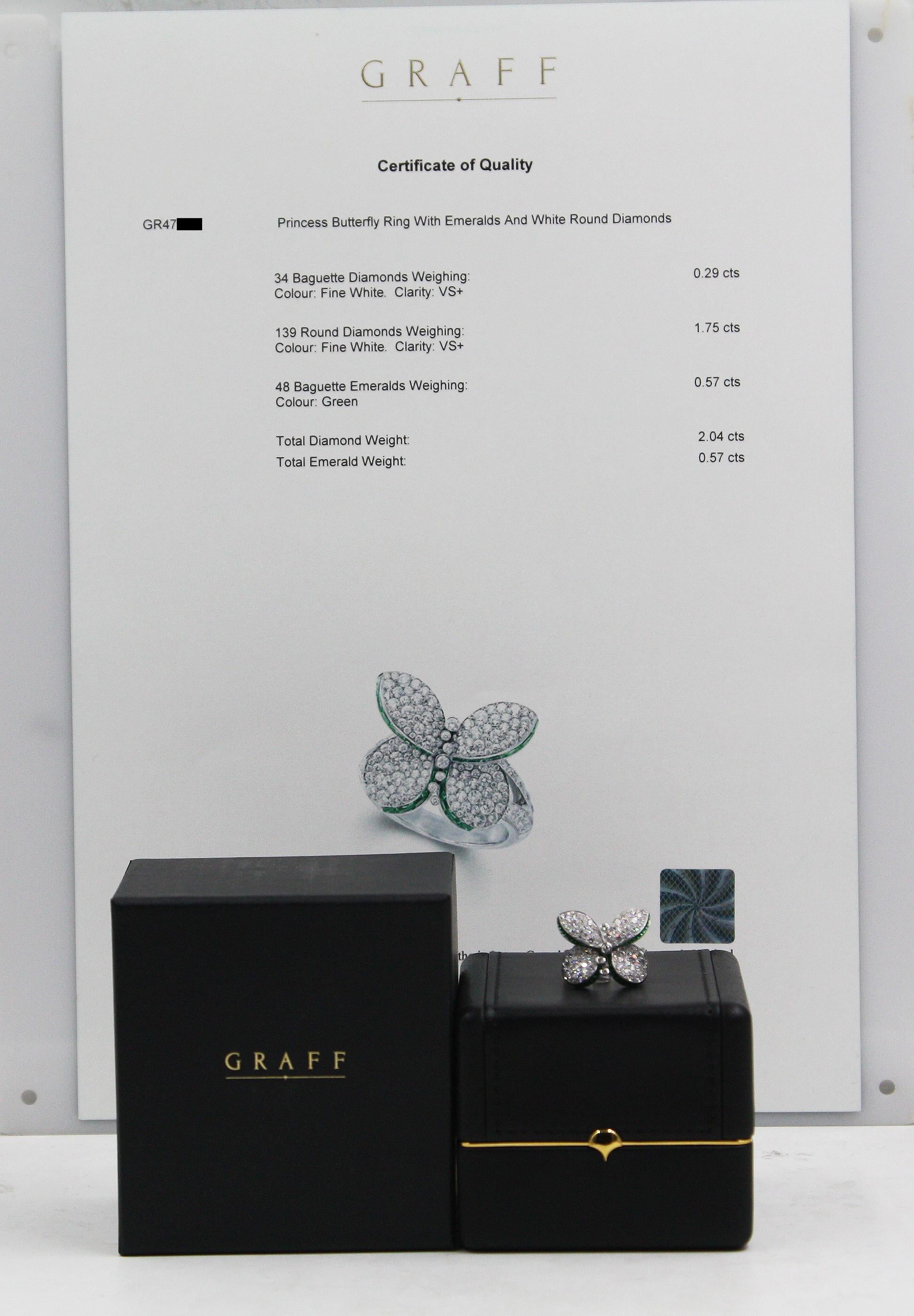 Graff Prince Butterfly with Emeralds and Write Round Diamonds Ring In Excellent Condition For Sale In New York, NY