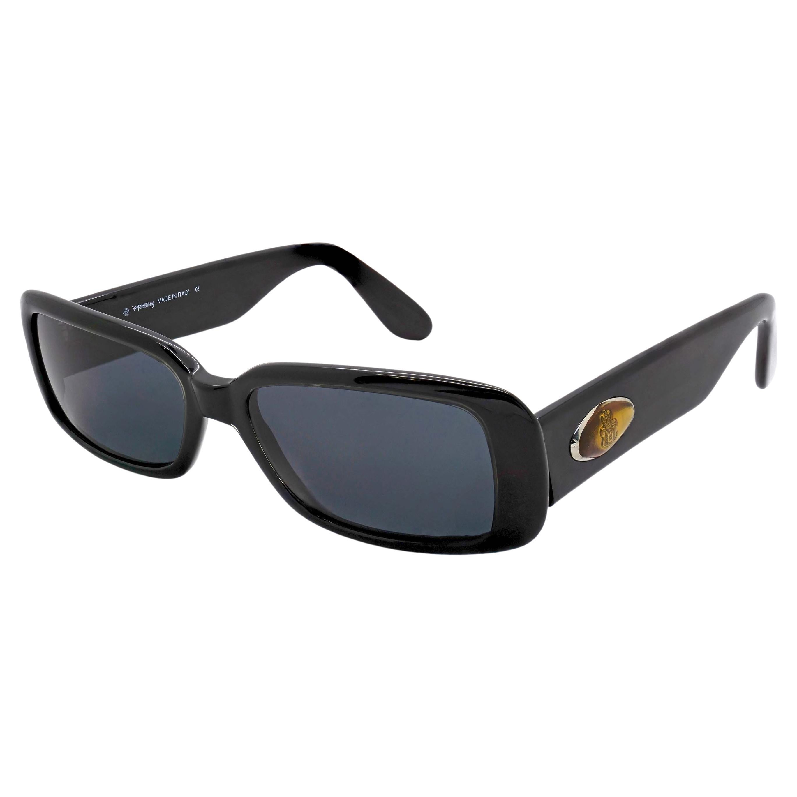 Prinz Egon von Furstenberg schwarze rechteckige Sonnenbrille im Angebot