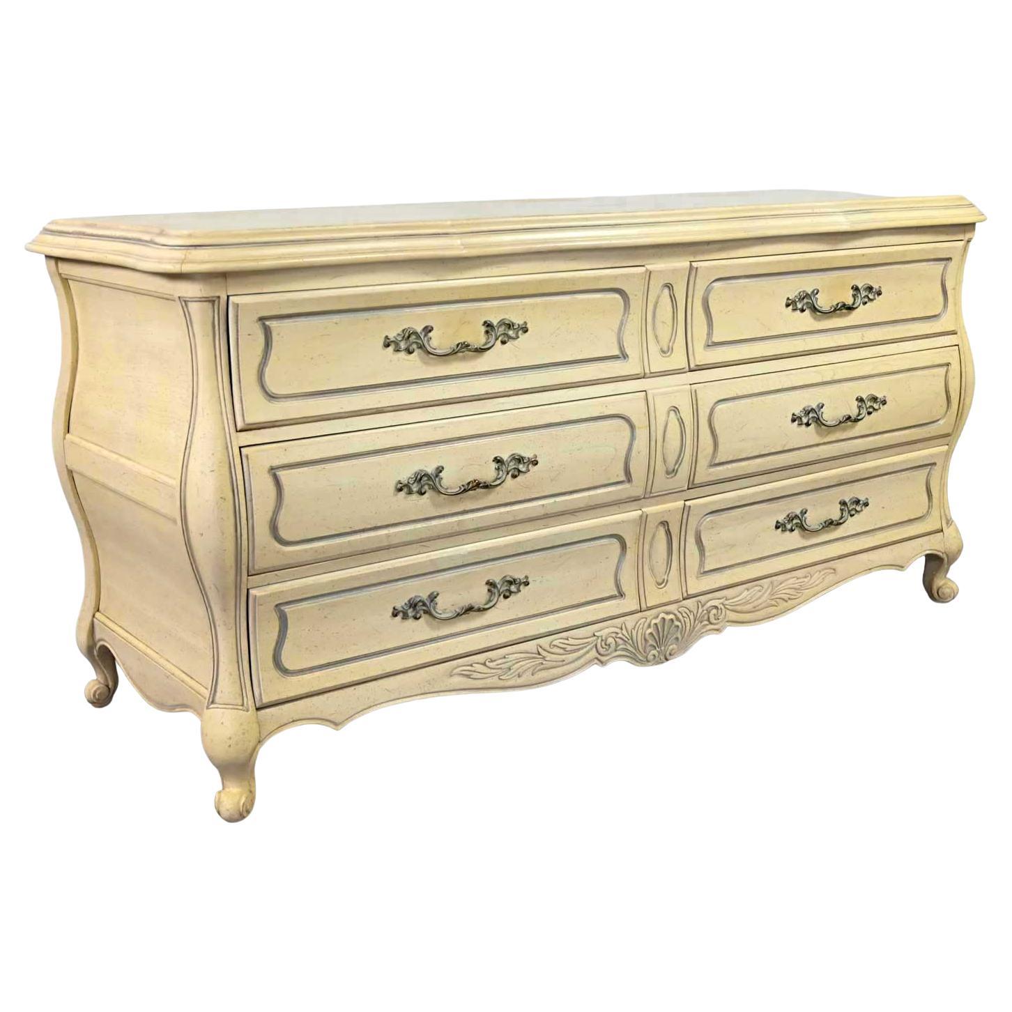 Commode crédence Prince Howard French Provincial Hollywood Regency Antique White en vente