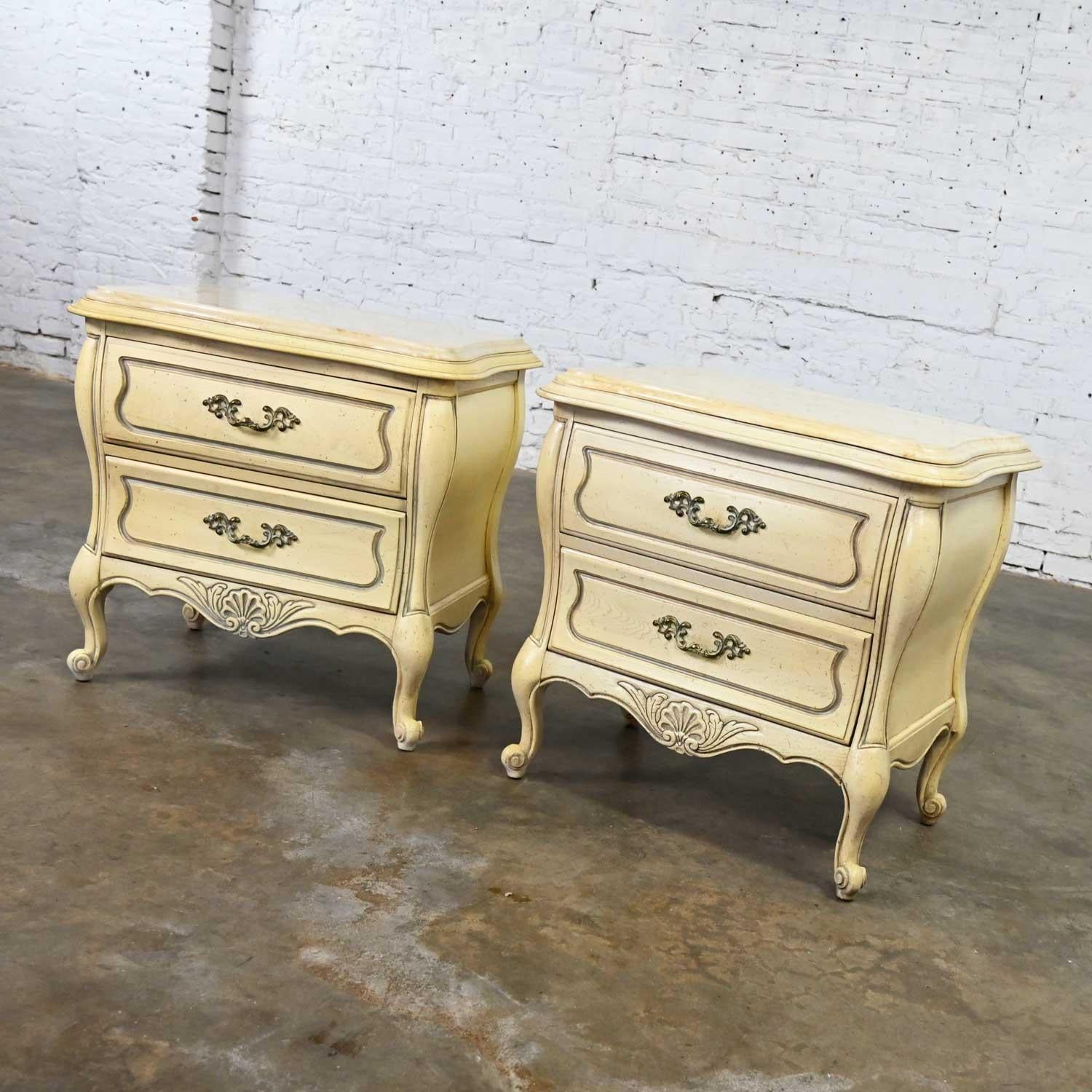 American Prince Howard French Provincial Hollywood Regency Antique White Nightstands a Pr