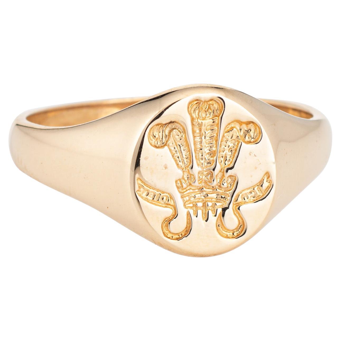 Prince of Wales Feathers Signet Ring Vinatge 9k Yellow Gold Men's Sz 12.5  For Sale