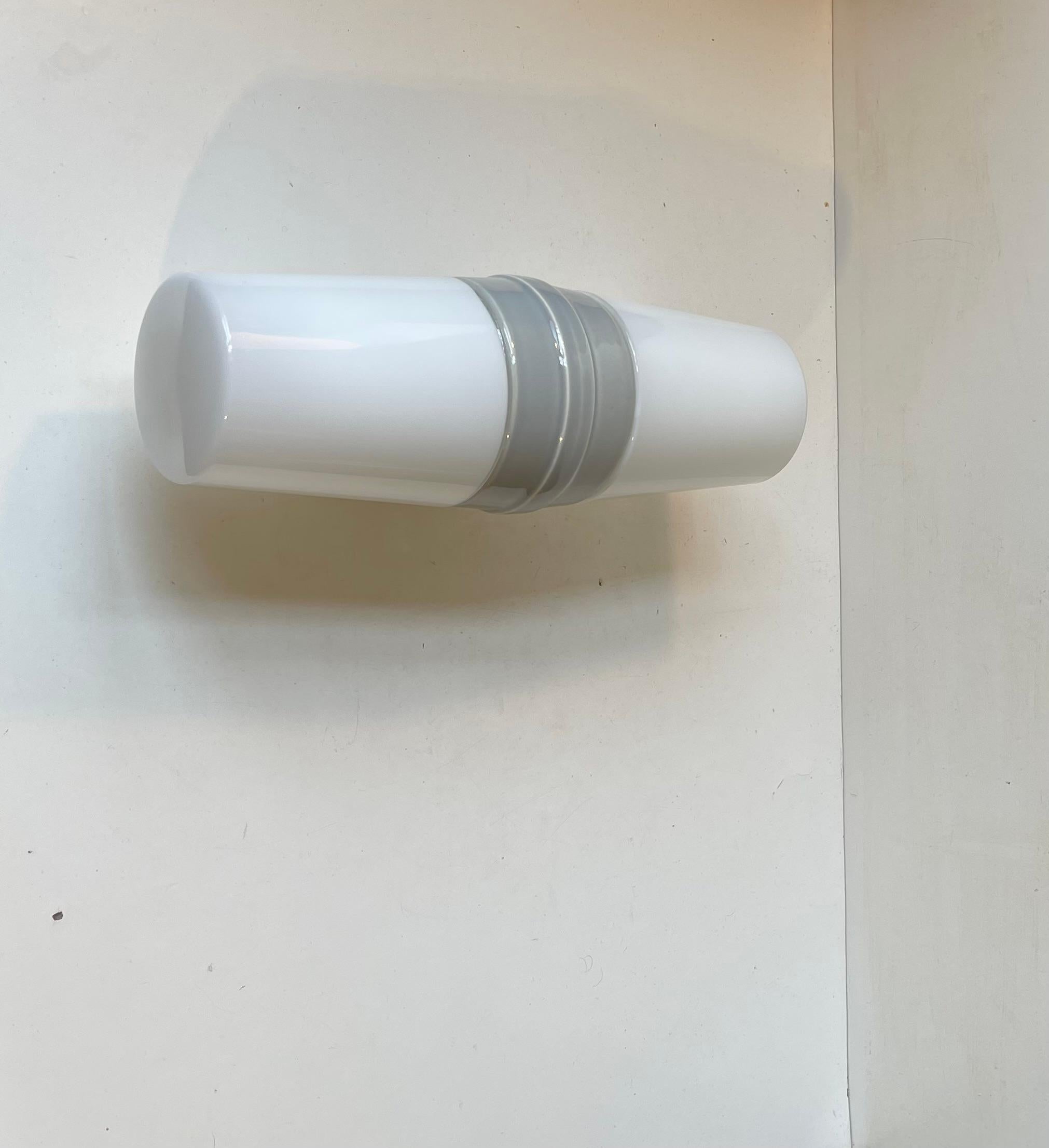 Suédois Prince Sigvard Bernadotte Grey Scandinavian Modern Dual Bathroom Lamp for Ifö en vente