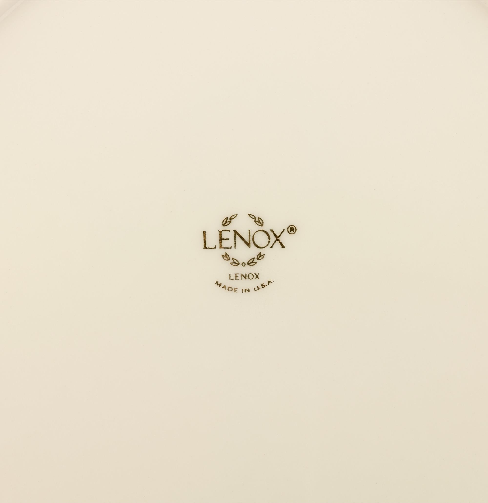 Porcelaine Service de porcelaine de mariage Lenox du Prince en vente
