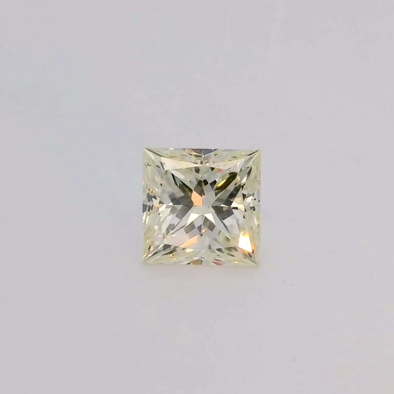 Princess Cut Princess 1 Carat Certified Loose Diamond - M VS1, GIA Certified For Sale