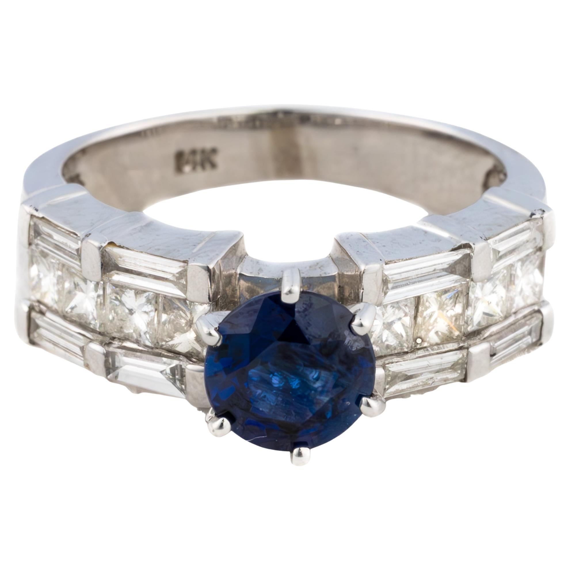 Bague à diamant et saphir de taille princesse et baguette en vente