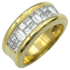 Bague semi-éternelle en or jaune 18 carats avec diamants princesses et baguettes