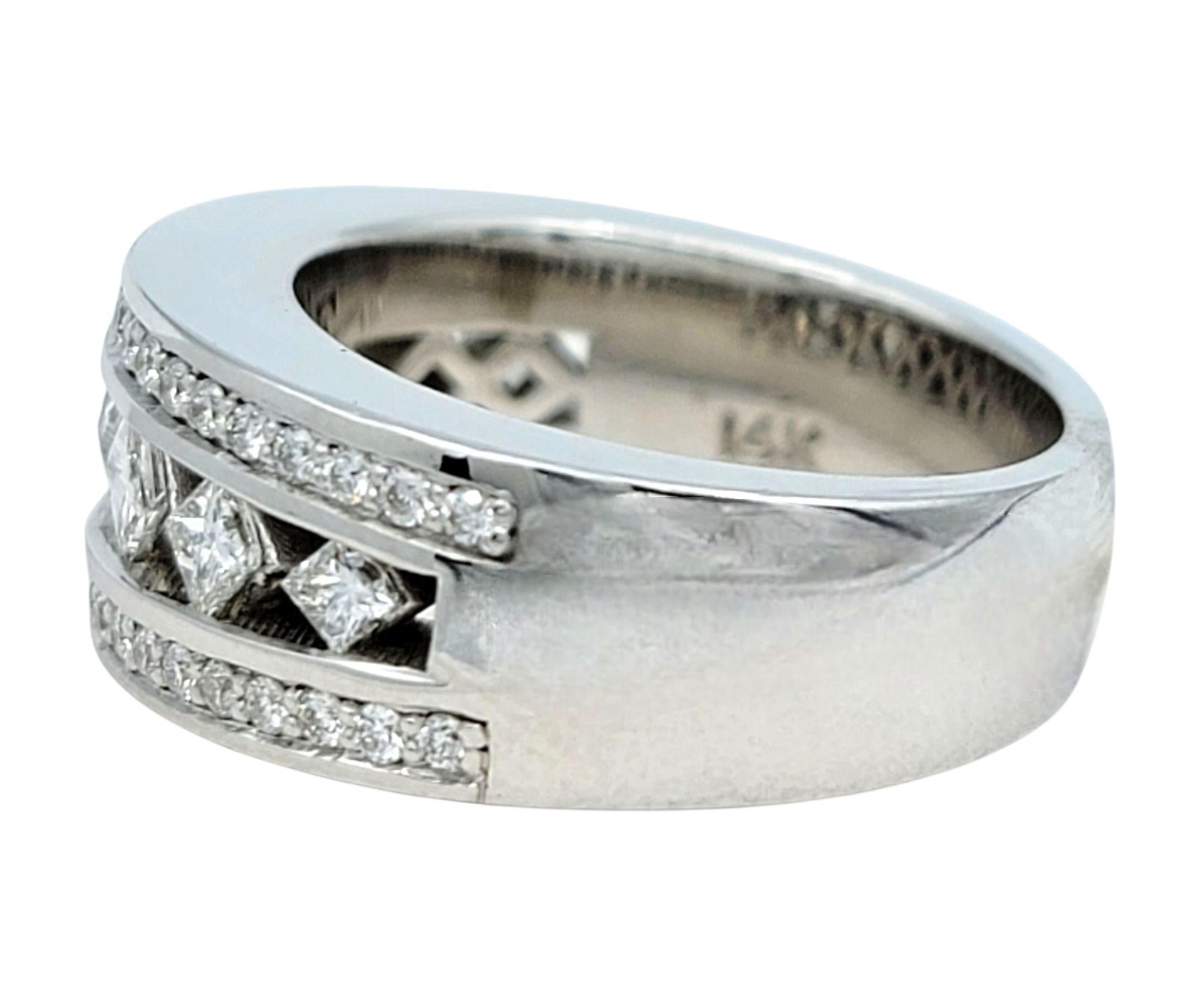 Princess and Round Cut Diamond Cutout Band Ring in Polished 14 Karat White Gold In Good Condition For Sale In Scottsdale, AZ
