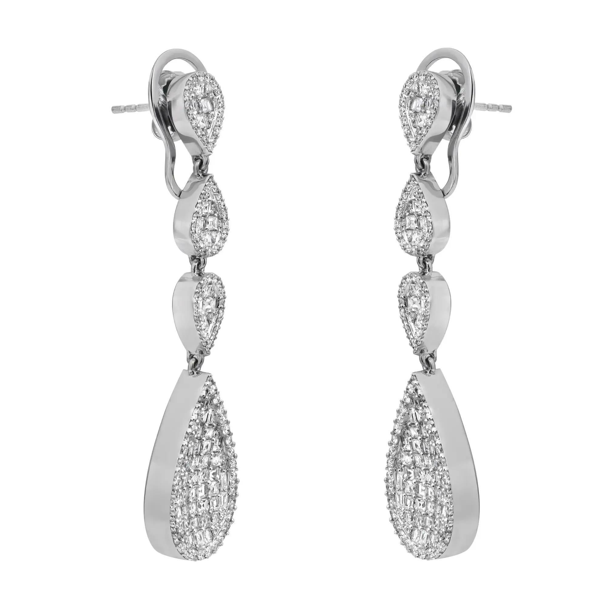 Taille princesse Boucles d'oreilles pendantes en or blanc 14 carats, diamant taille princesse et ronde 3.19Cttw en vente