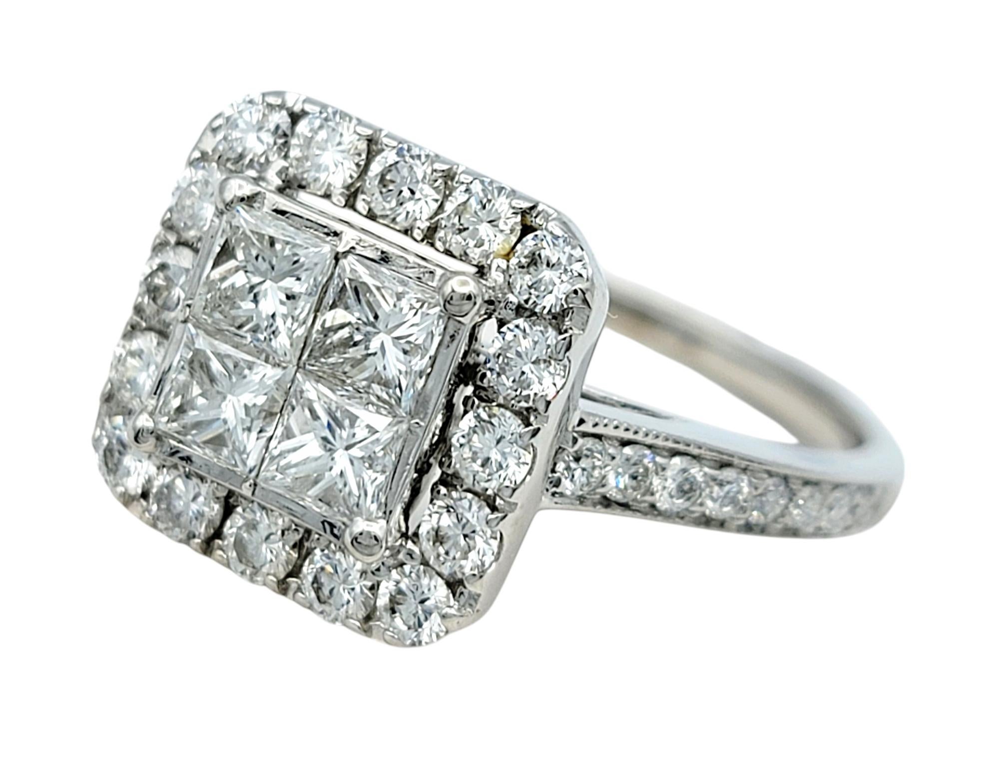 Misura dell'anello: 9

Questo splendido anello di diamanti mette in mostra la brillantezza di una montatura invisibile, con quattro diamanti taglio princess perfettamente allineati che creano l'illusione di un unico magnifico pezzo centrale. Il