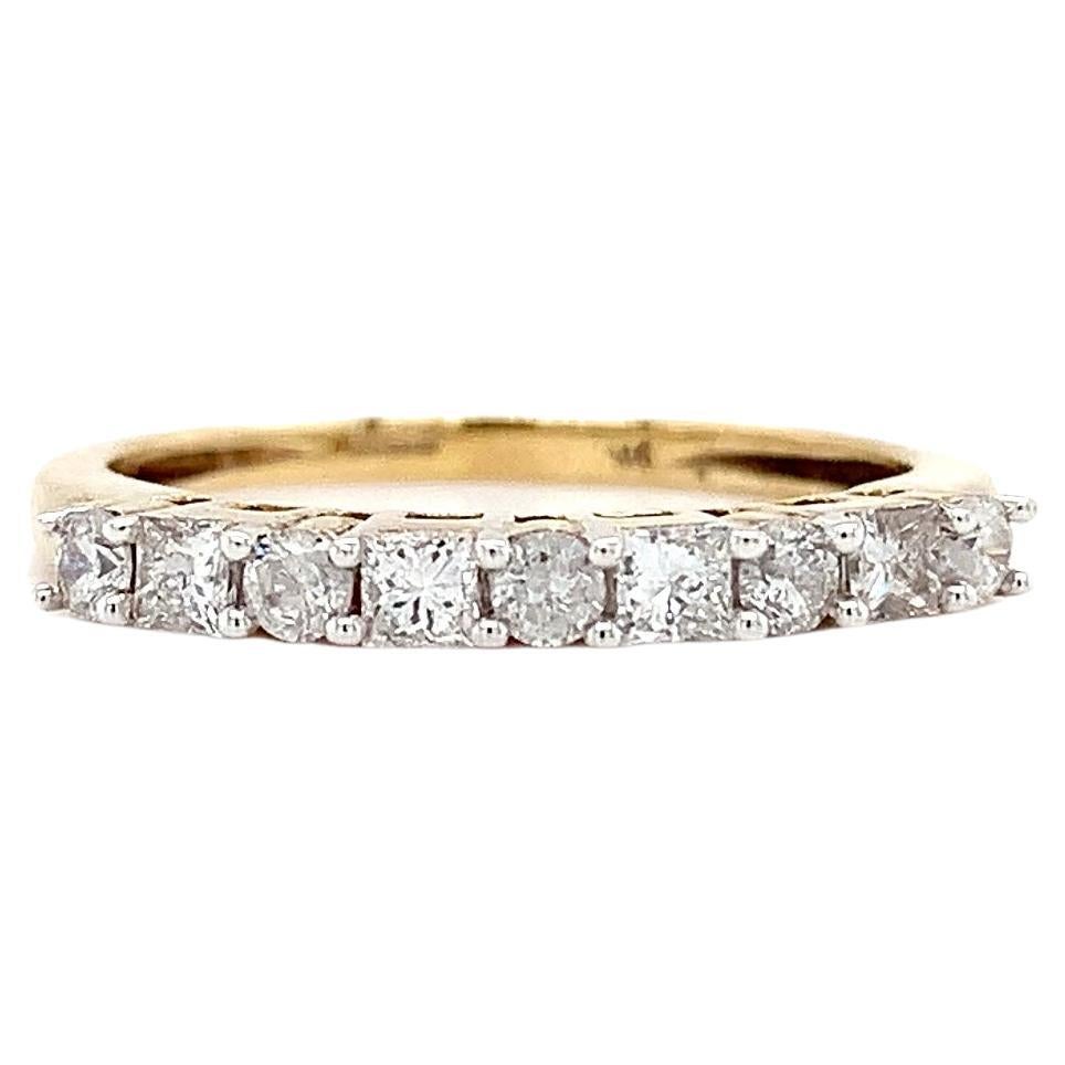 Princess and round diamond eternity engagement ring yellow gold For Sale