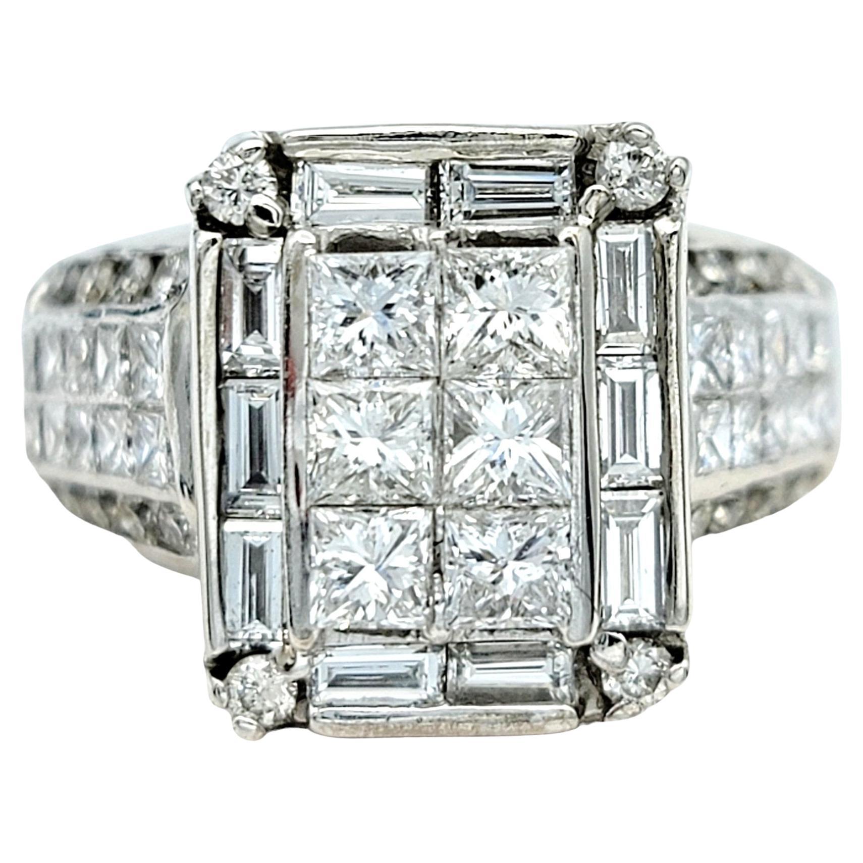 Quadratischer Prinzessin-, Baguette- und runder Diamant-Cluster-Ring aus 14 Karat Weißgold im Angebot