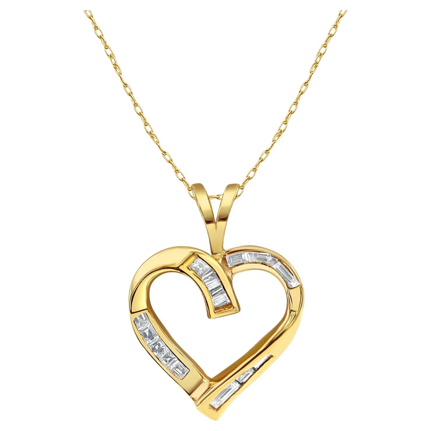 Unknown Pendant Necklaces