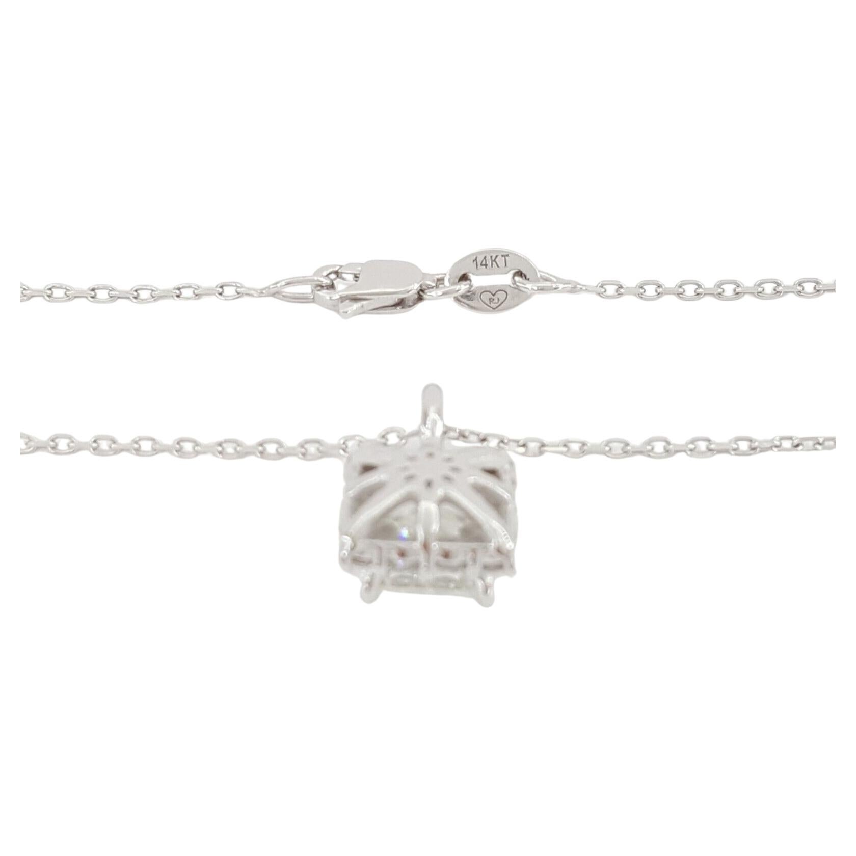 Princess Brilliant Cut Diamond Halo Necklace In Excellent Condition For Sale In Rome, IT