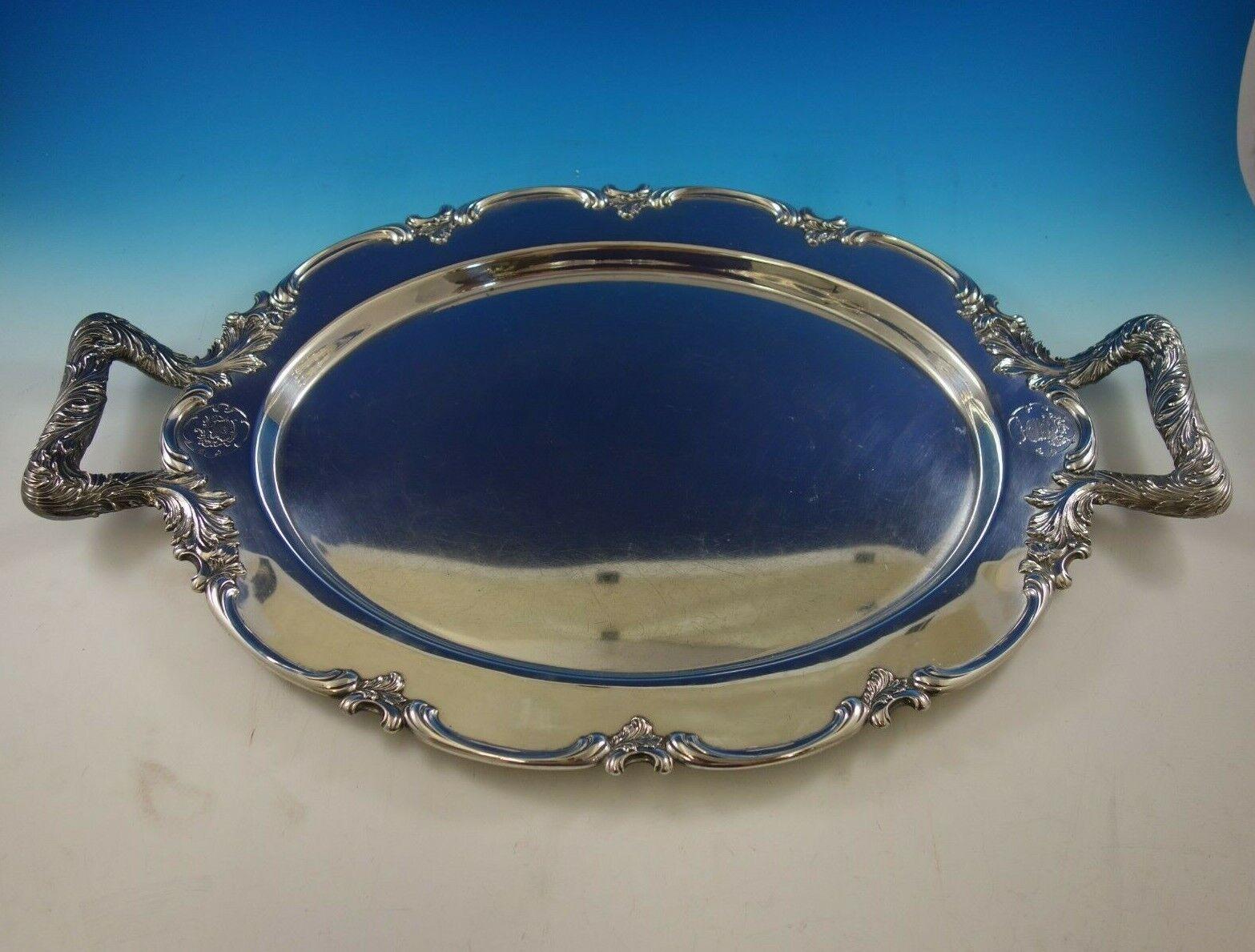Principessa di Towle

Notevole servizio da tè da sette pezzi in argento sterling Princess by Towle, molto pesante, contrassegnato dal numero 7629. Questo set presenta uno stemma e uno scudo (vedi foto) e un disegno di foglie e volute. Questo set