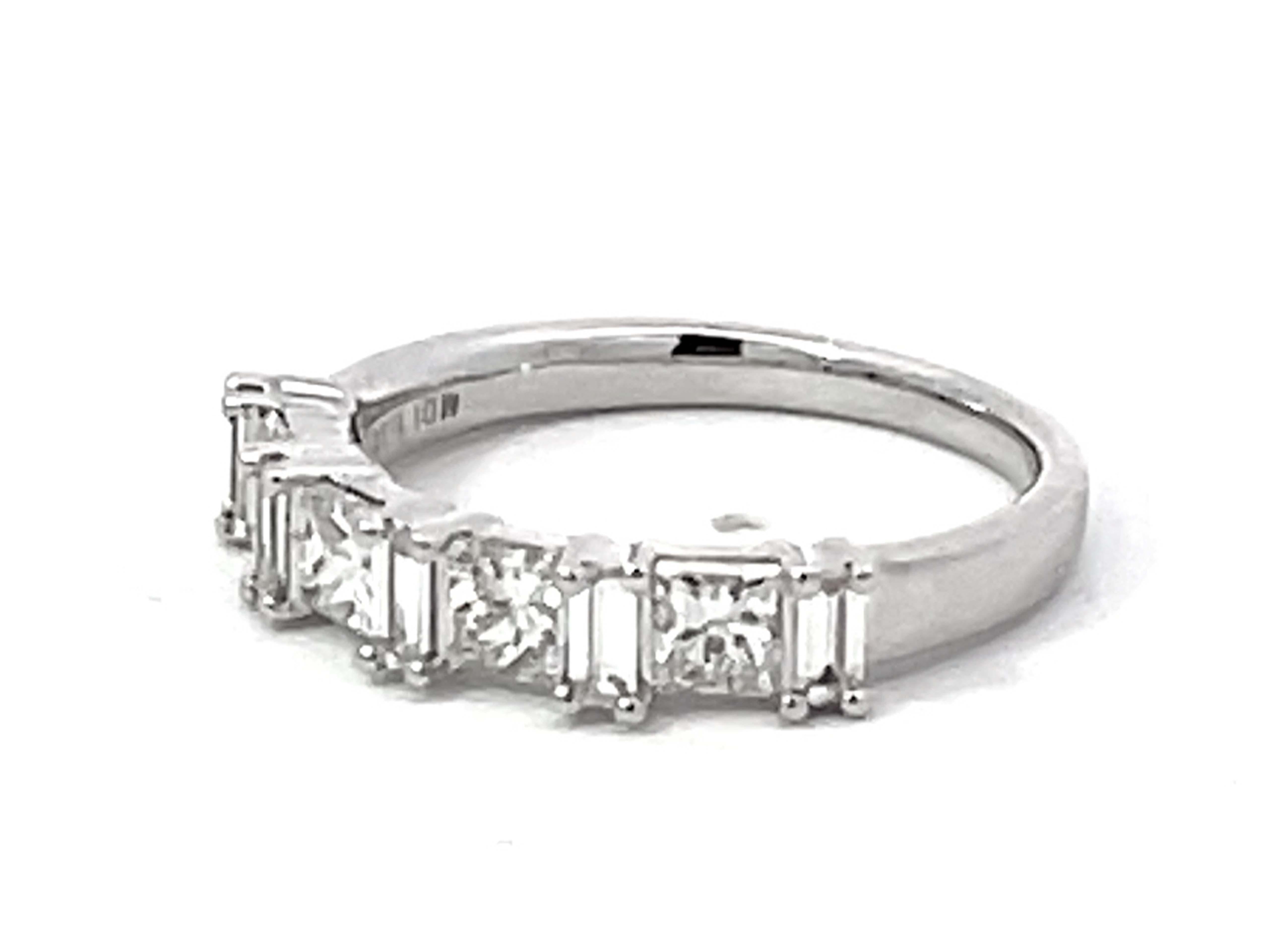 Princess Cut and Baguette Diamond Alternating Band Ring Solid 18k White Gold In New Condition For Sale In Honolulu, HI